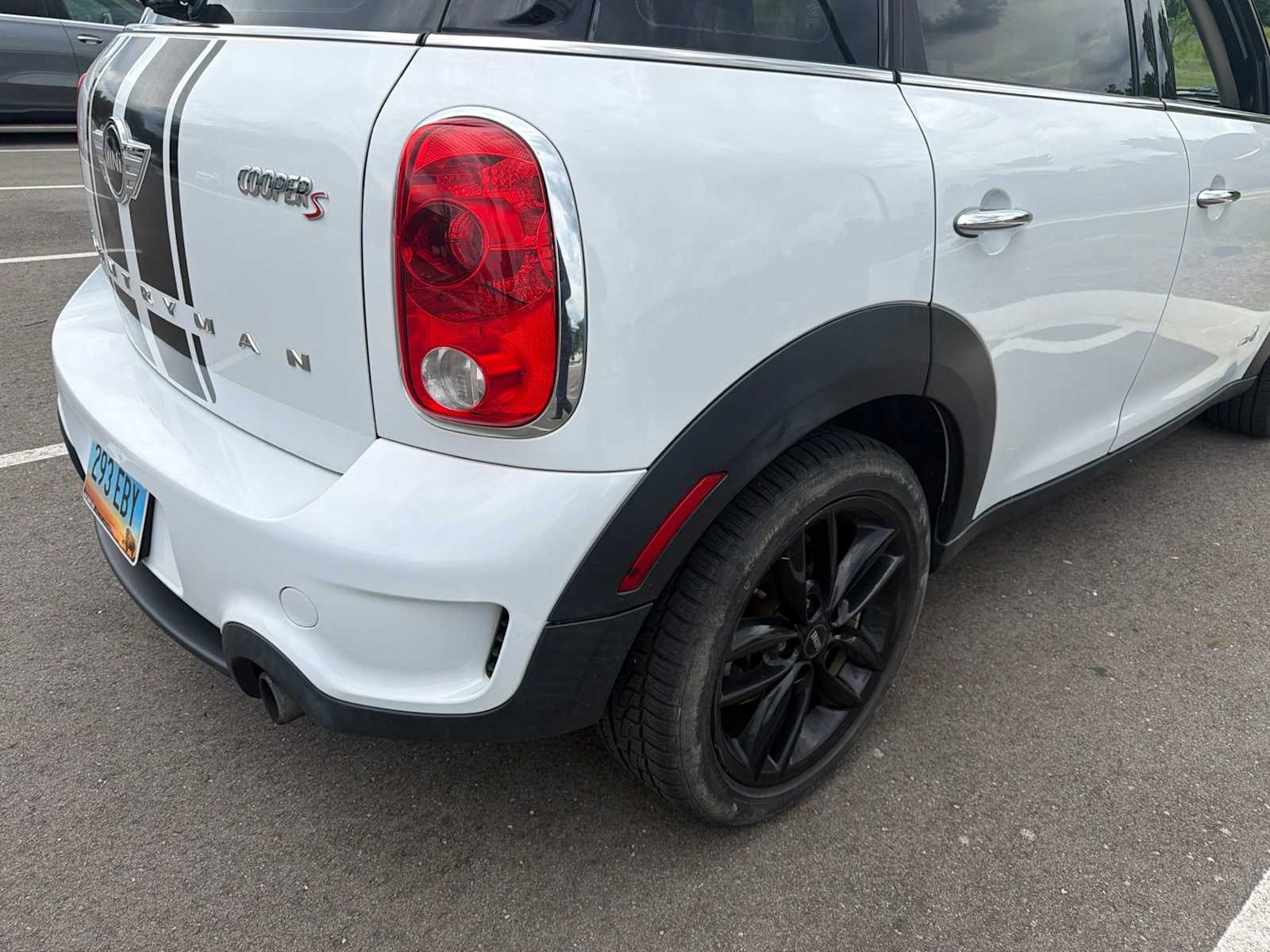 Thumbnail: 2014 MINI Cooper Countryman - 20