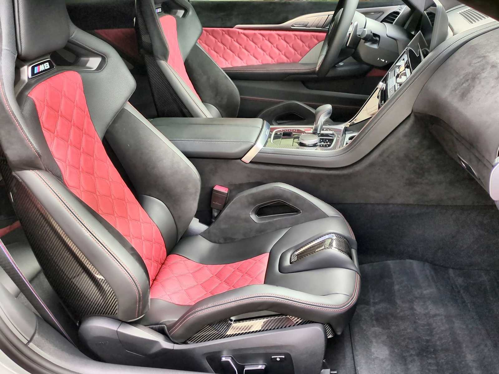 Thumbnail: 2025 BMW M8 - 19