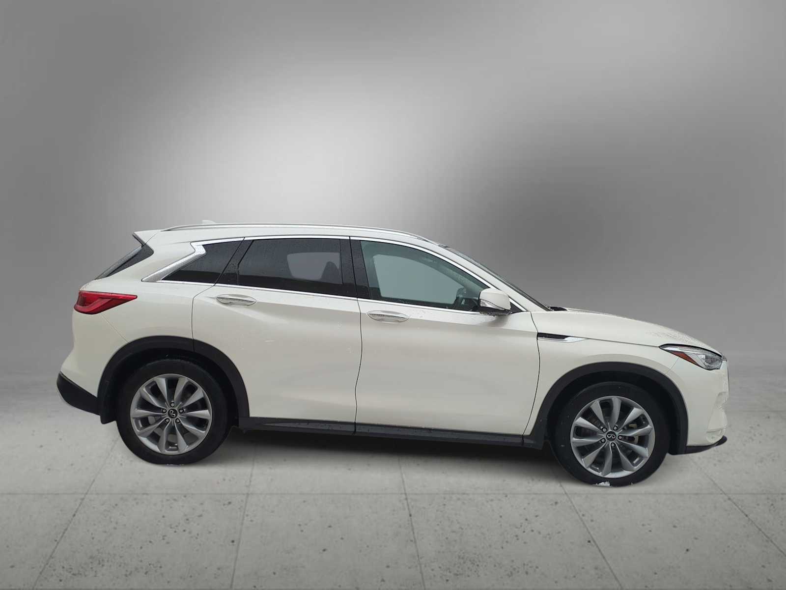 Thumbnail: 2020 INFINITI QX50 - 9