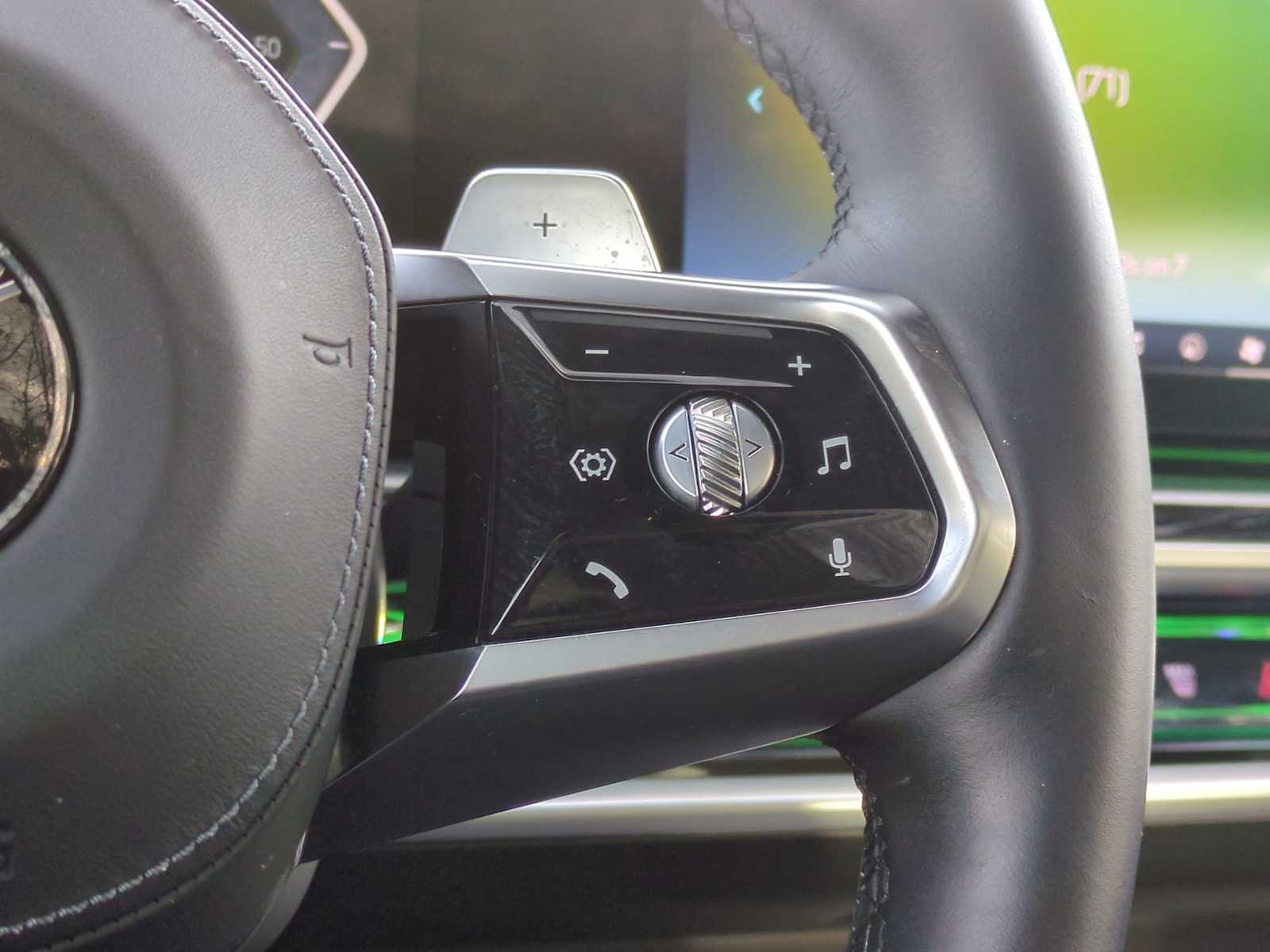 Thumbnail: 2024 BMW 7 Series - 26