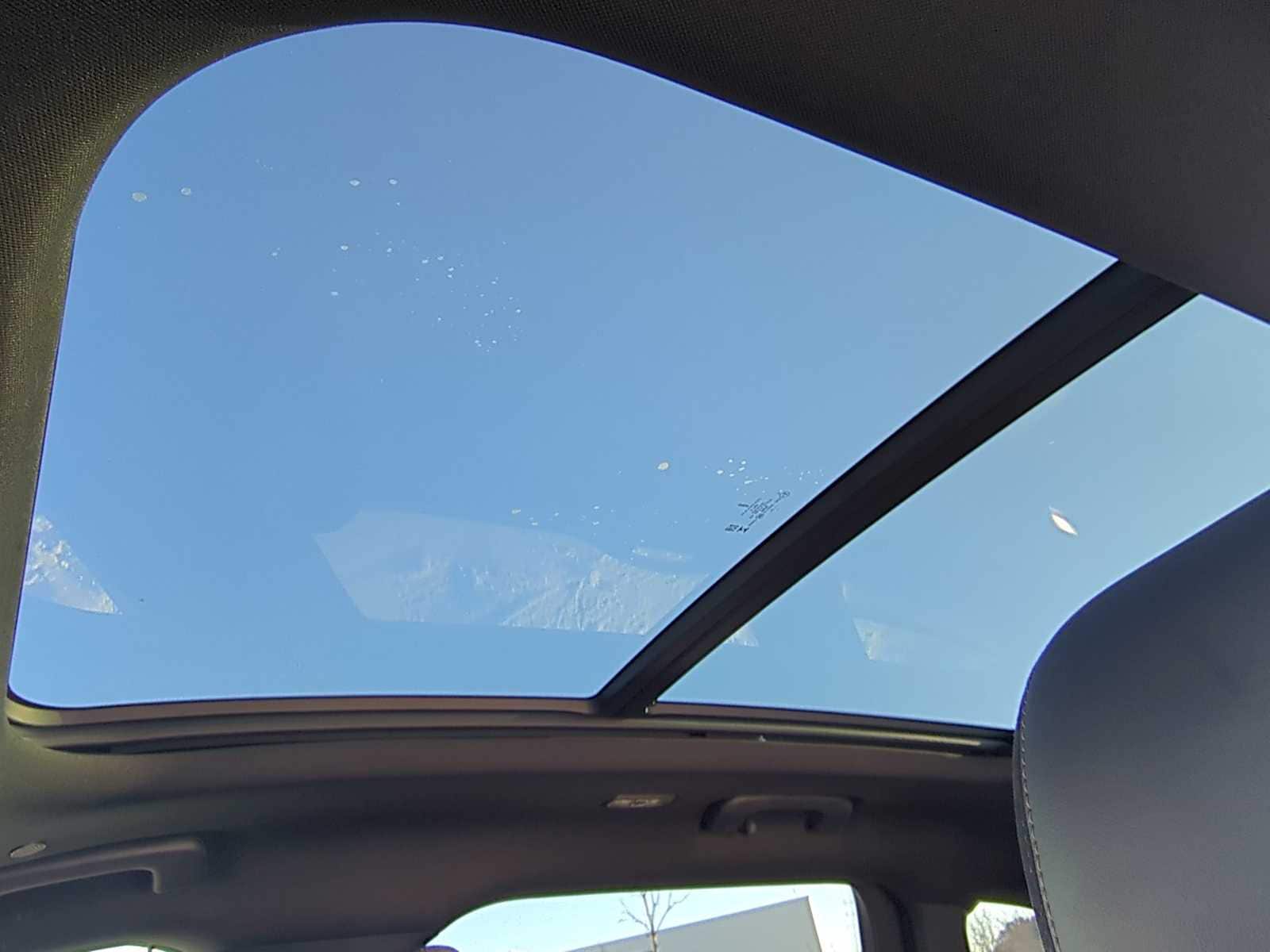 Thumbnail: 2024 Lincoln Nautilus - 27