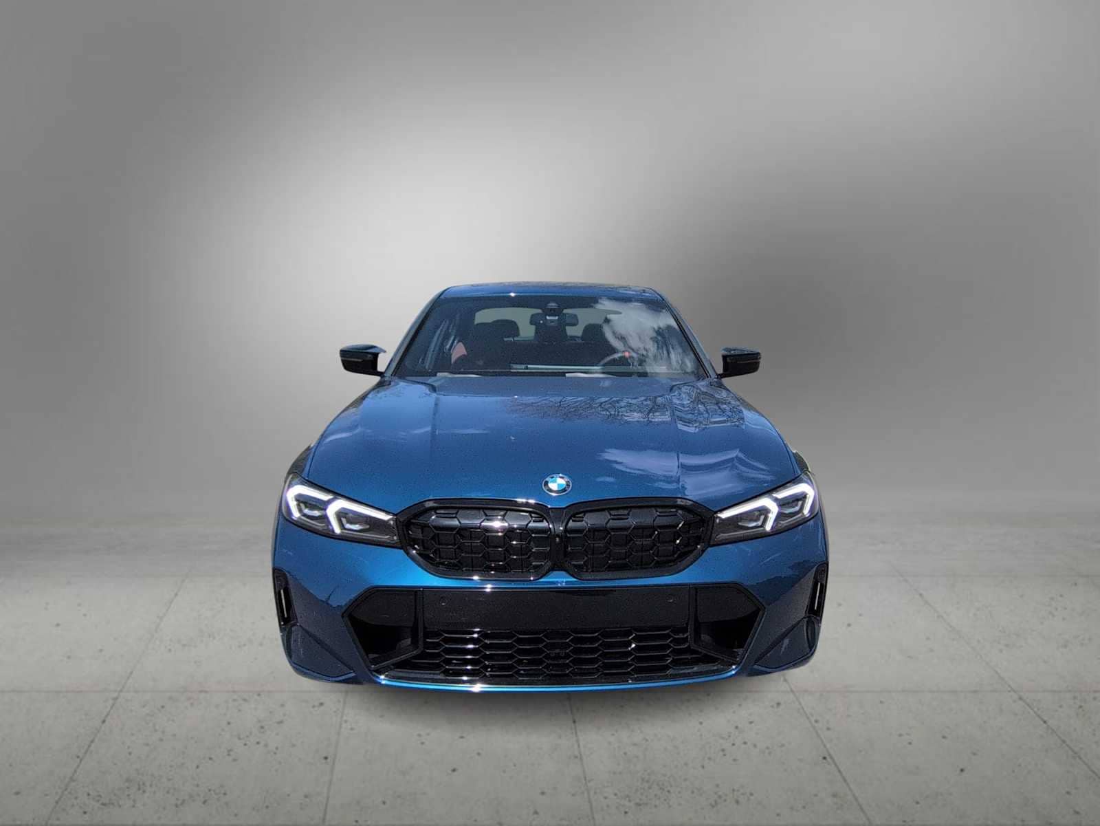 Thumbnail: 2026 BMW 3 Series - 3