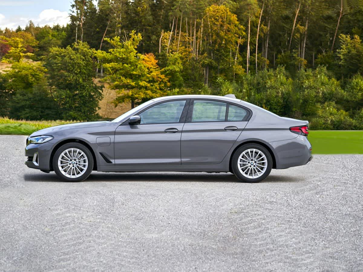 2023 BMW 5 Series 530e xDrive Hero Image