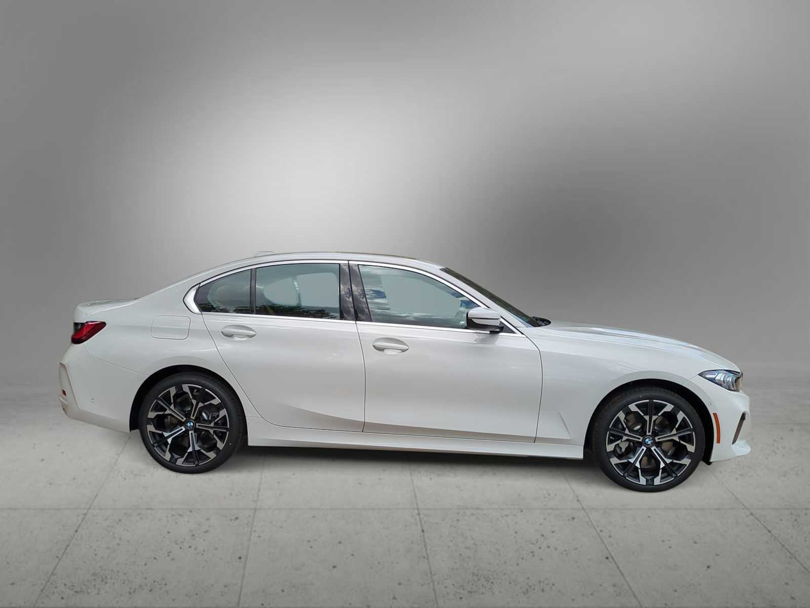 Thumbnail: 2025 BMW 3 Series - 9
