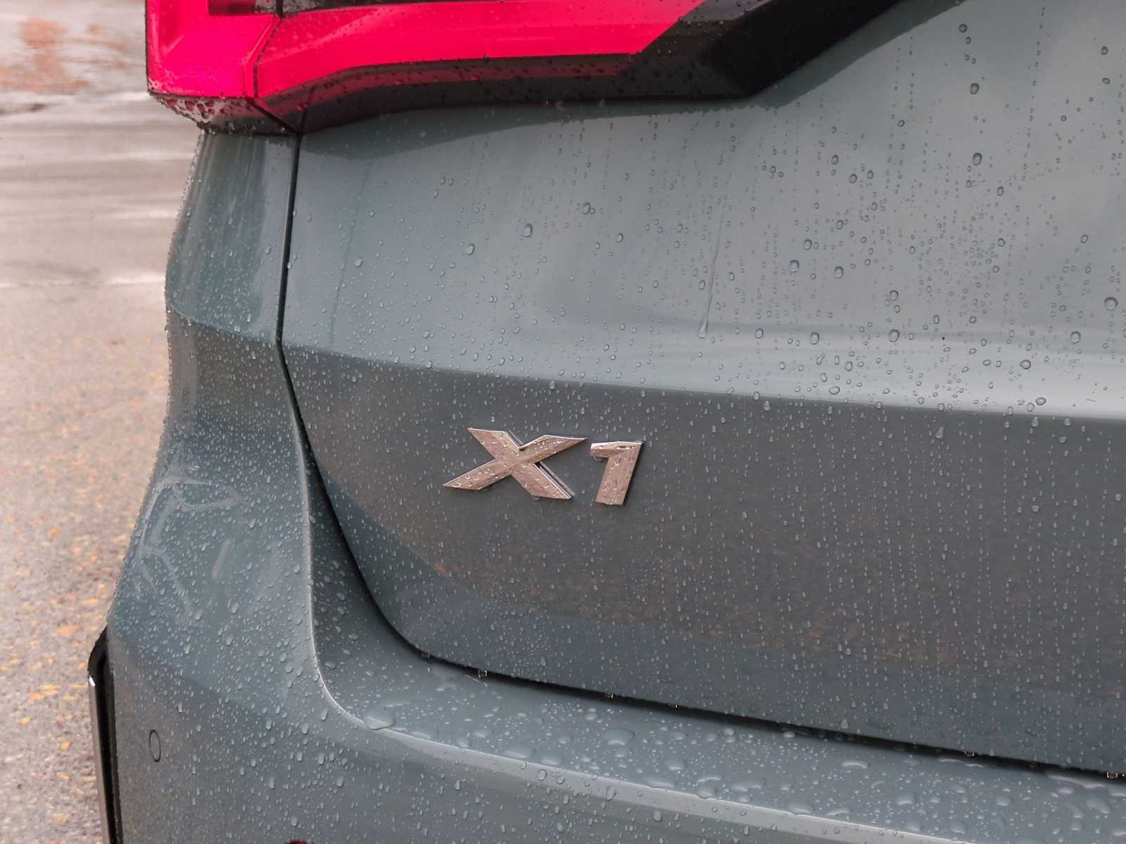 Thumbnail: 2026 BMW X1 - 13