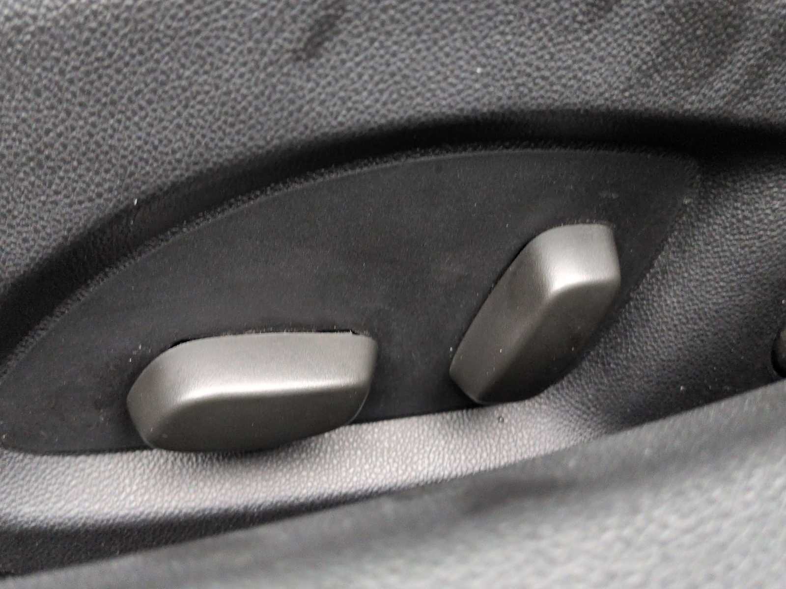 Thumbnail: 2020 Cadillac CT5 - 16