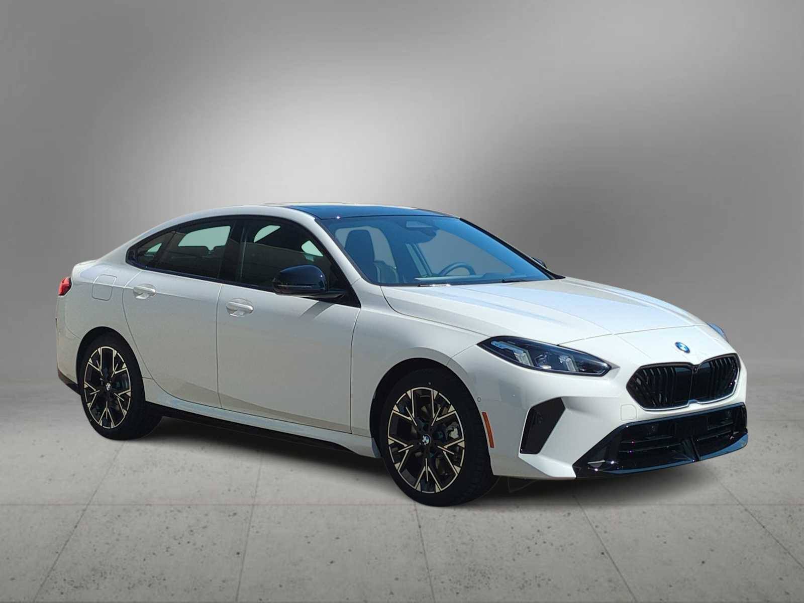Thumbnail: 2026 BMW 2 Series - 2