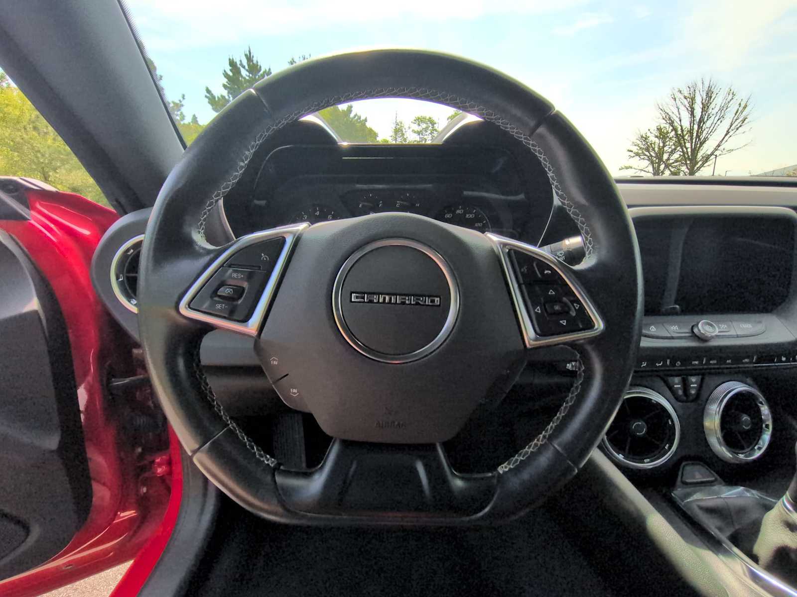 Thumbnail: 2022 Chevrolet Camaro - 18