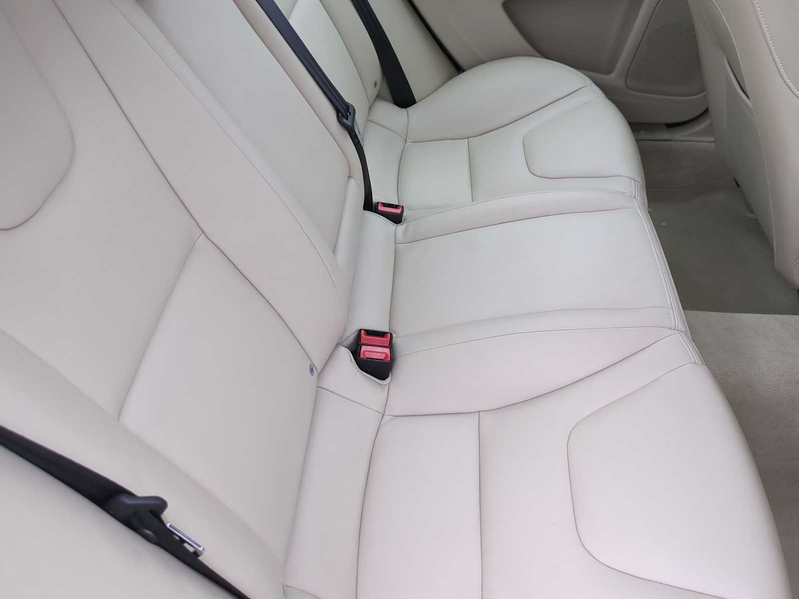 Thumbnail: 2016 Volvo S60 - 21