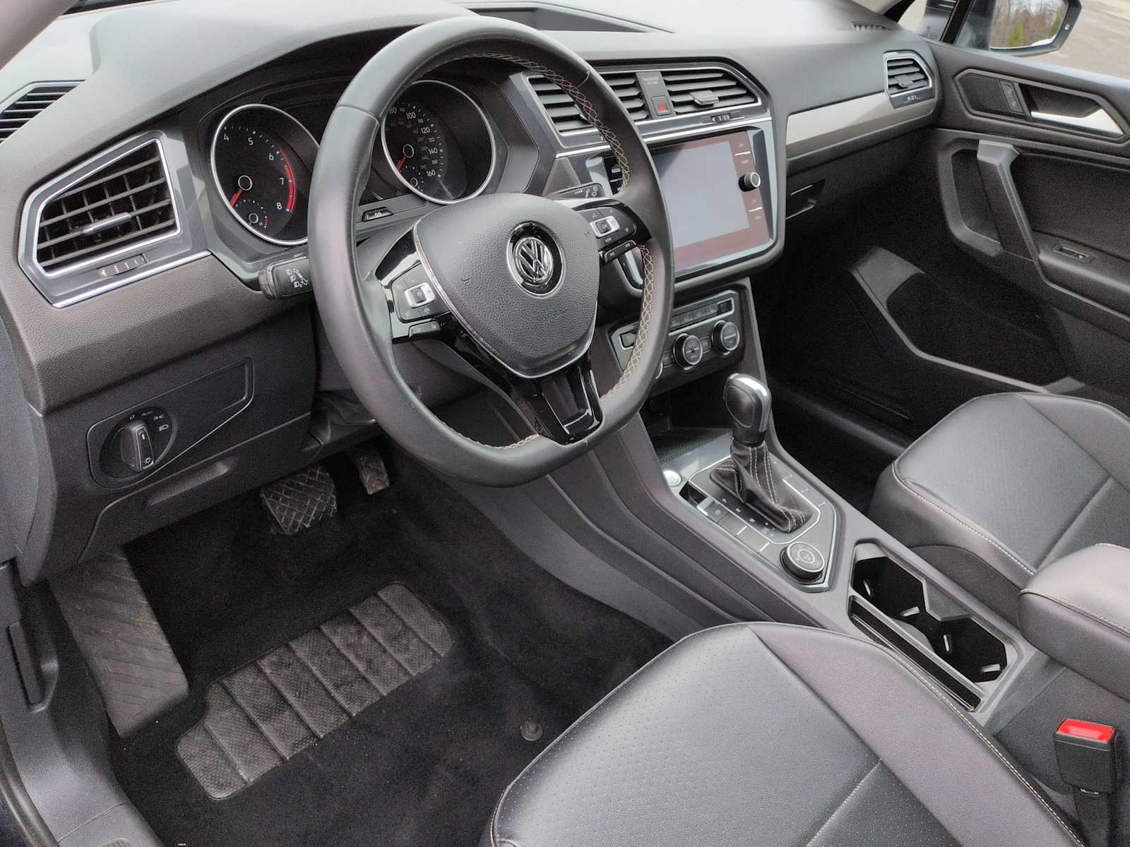Thumbnail: 2021 Volkswagen Tiguan - 10