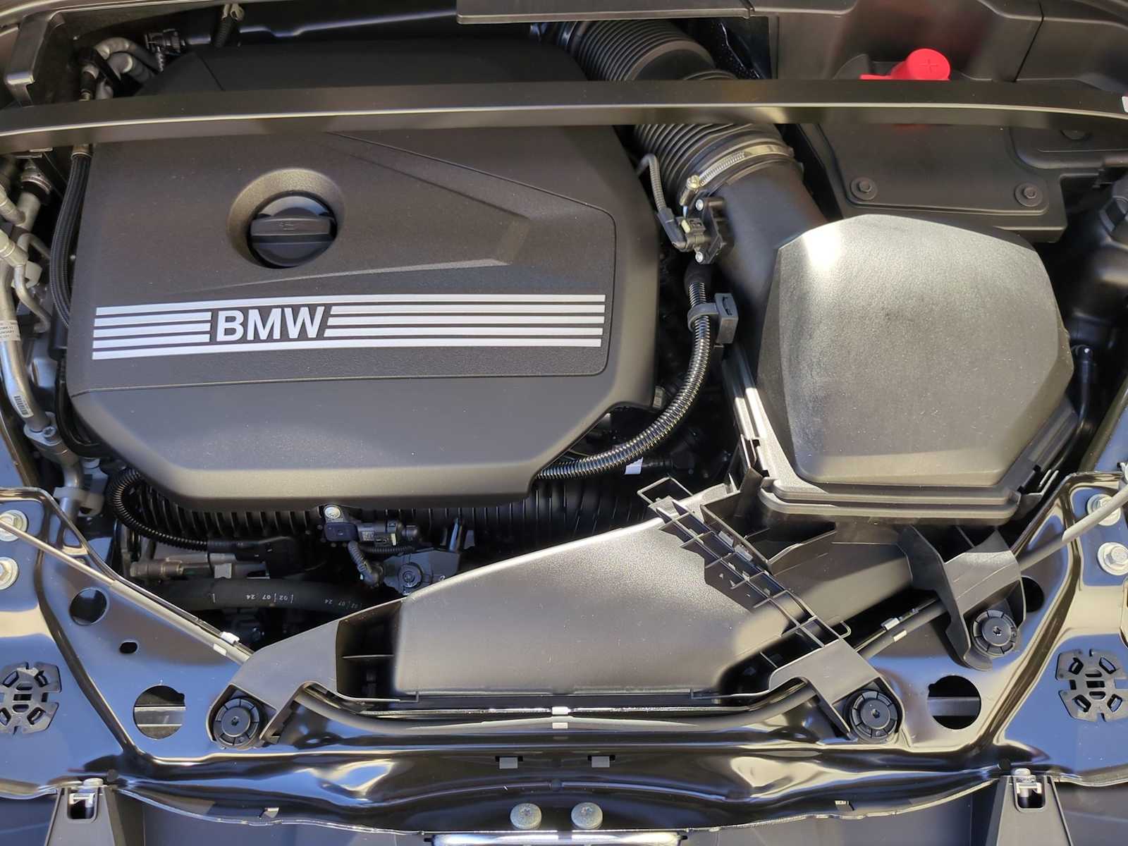 2025 BMW X1 xDrive28i 15