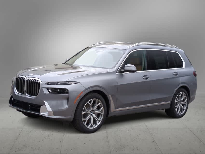 Thumbnail: 2025 BMW X7 - 4