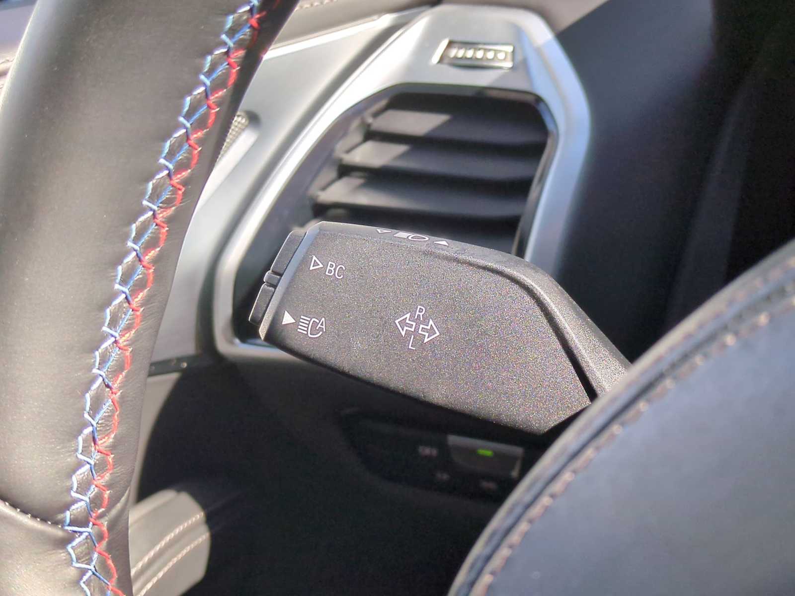 Thumbnail: 2023 BMW 8 Series - 25