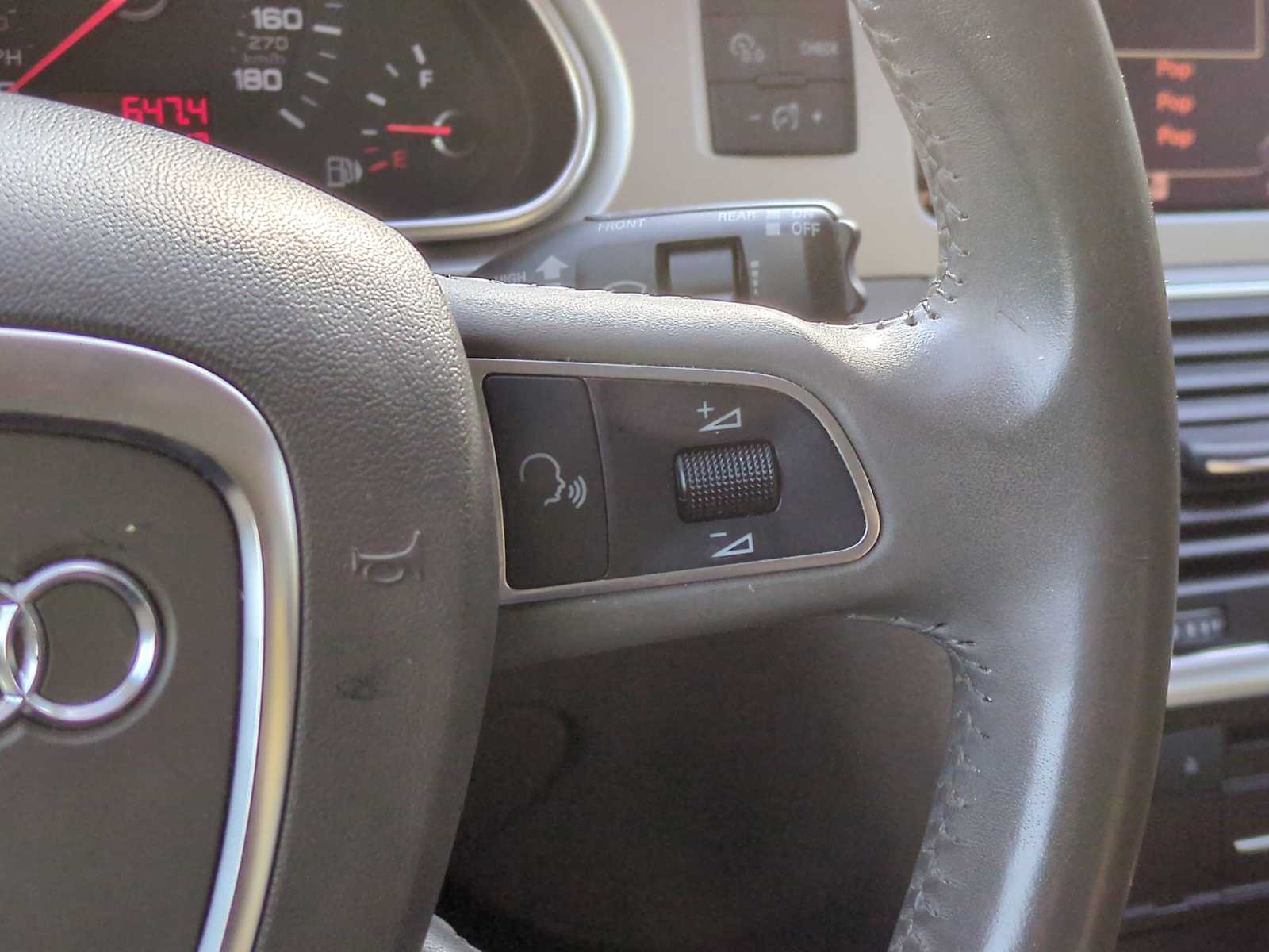 Thumbnail: 2011 Audi Q7 - 26