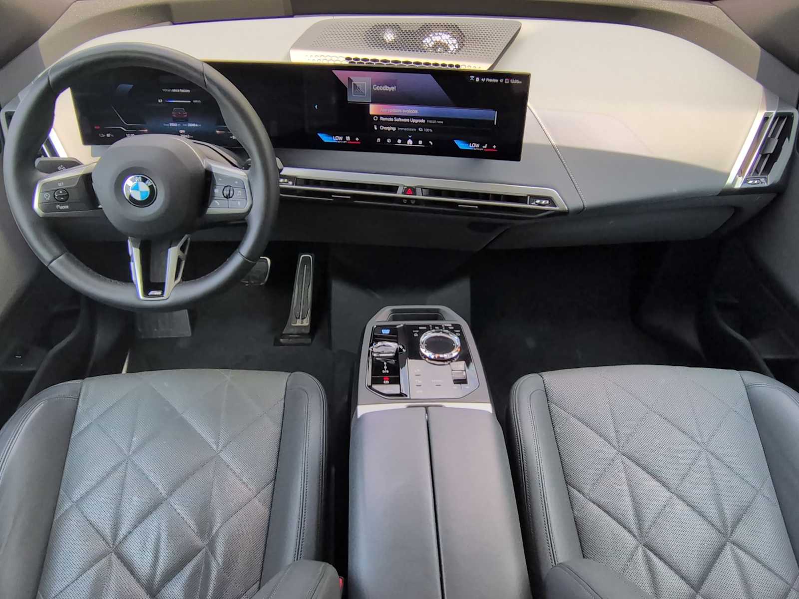 Thumbnail: 2026 BMW iX - 14