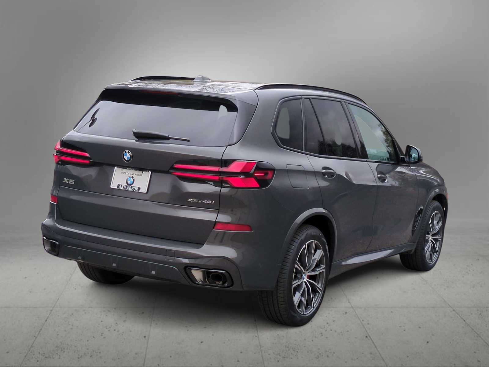 Thumbnail: 2026 BMW X5 - 8