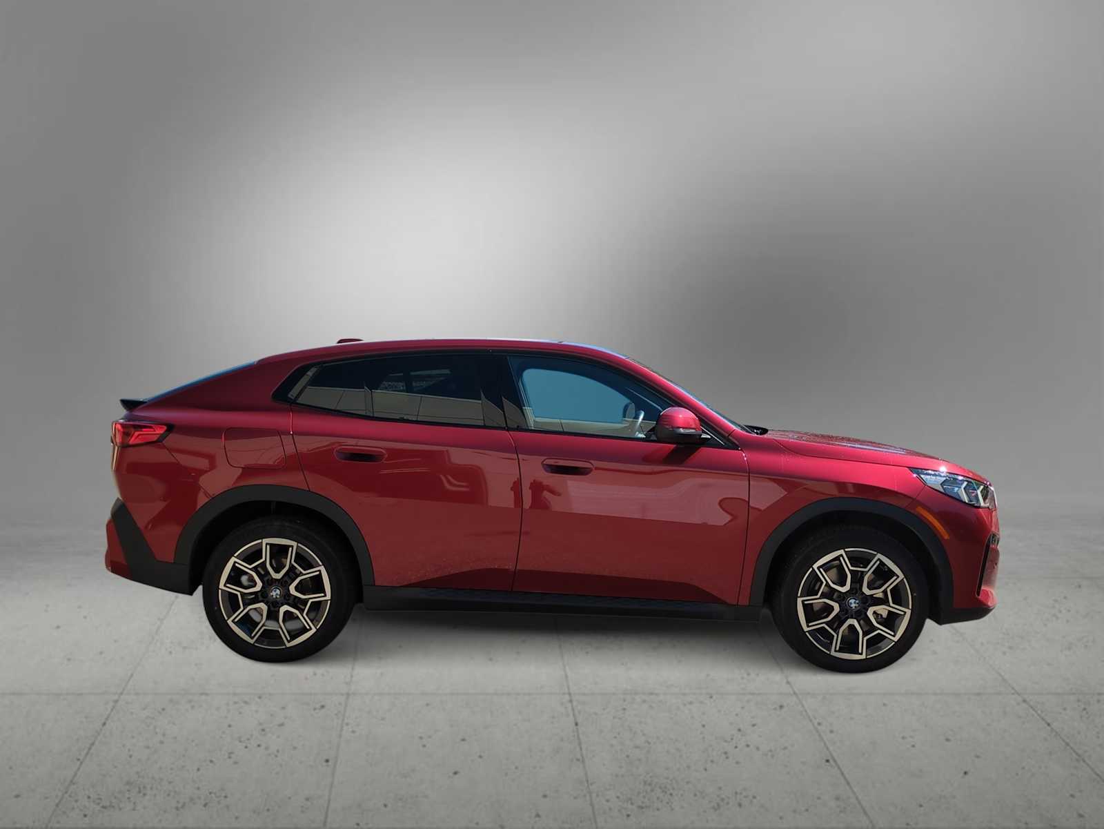 Thumbnail: 2025 BMW X2 - 9