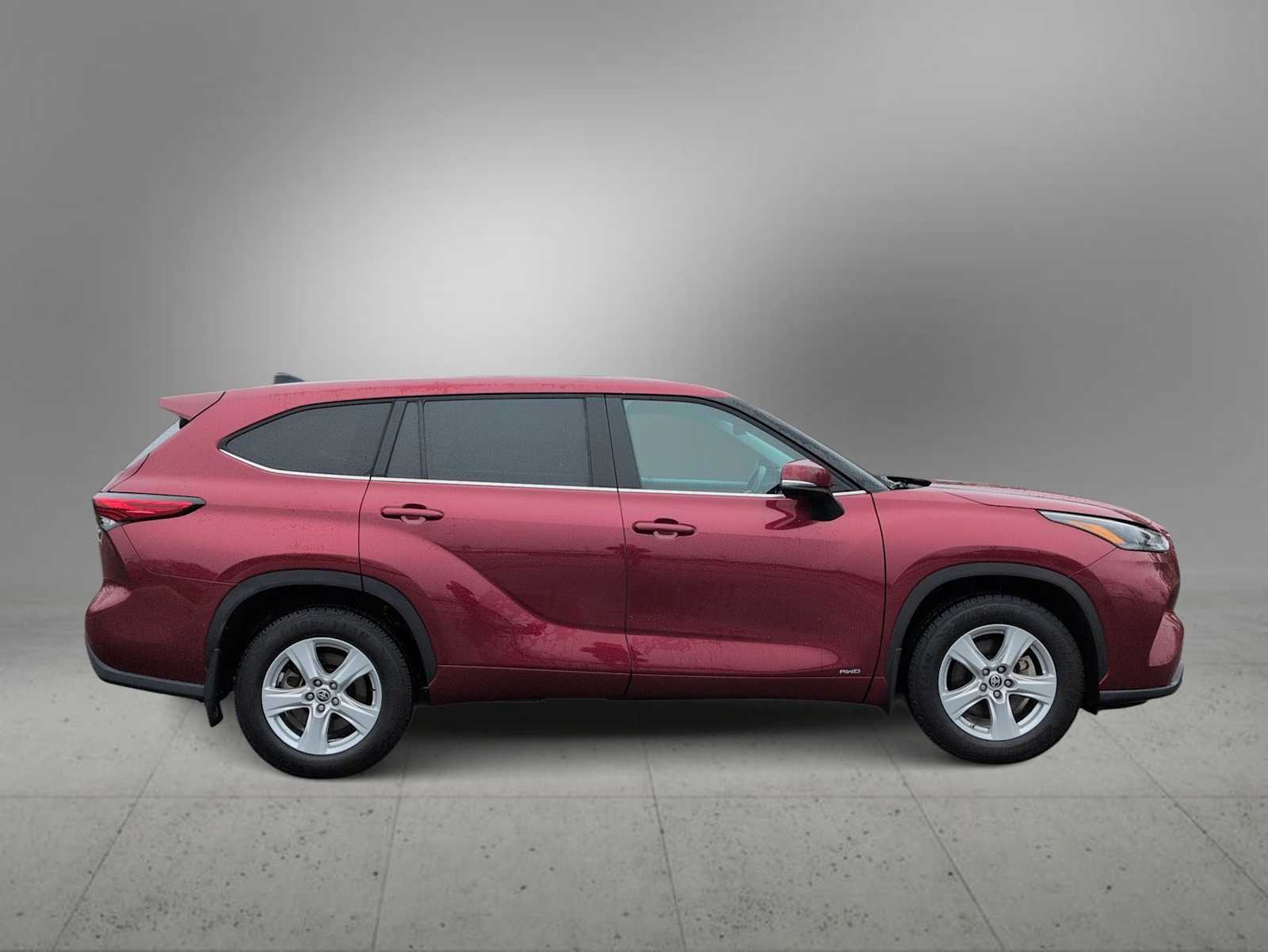 Thumbnail: 2022 Toyota Highlander - 9