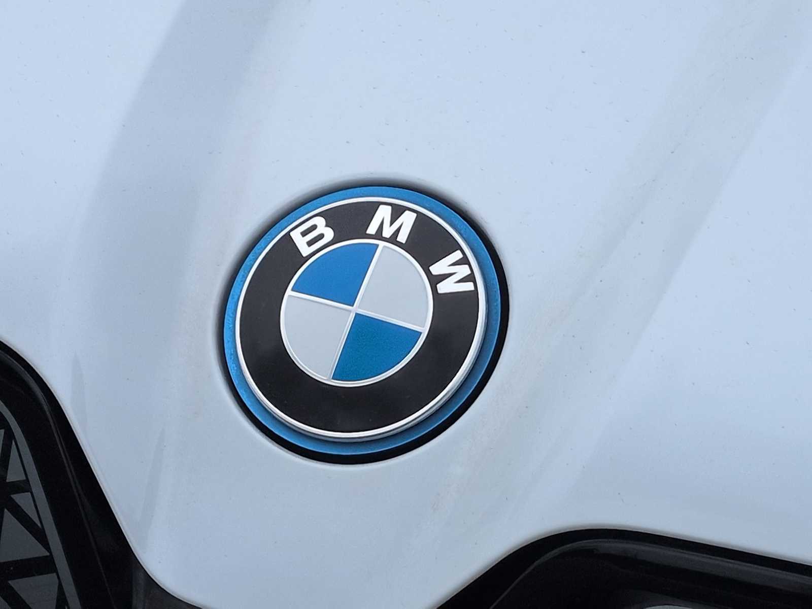 Thumbnail: 2023 BMW iX - 11