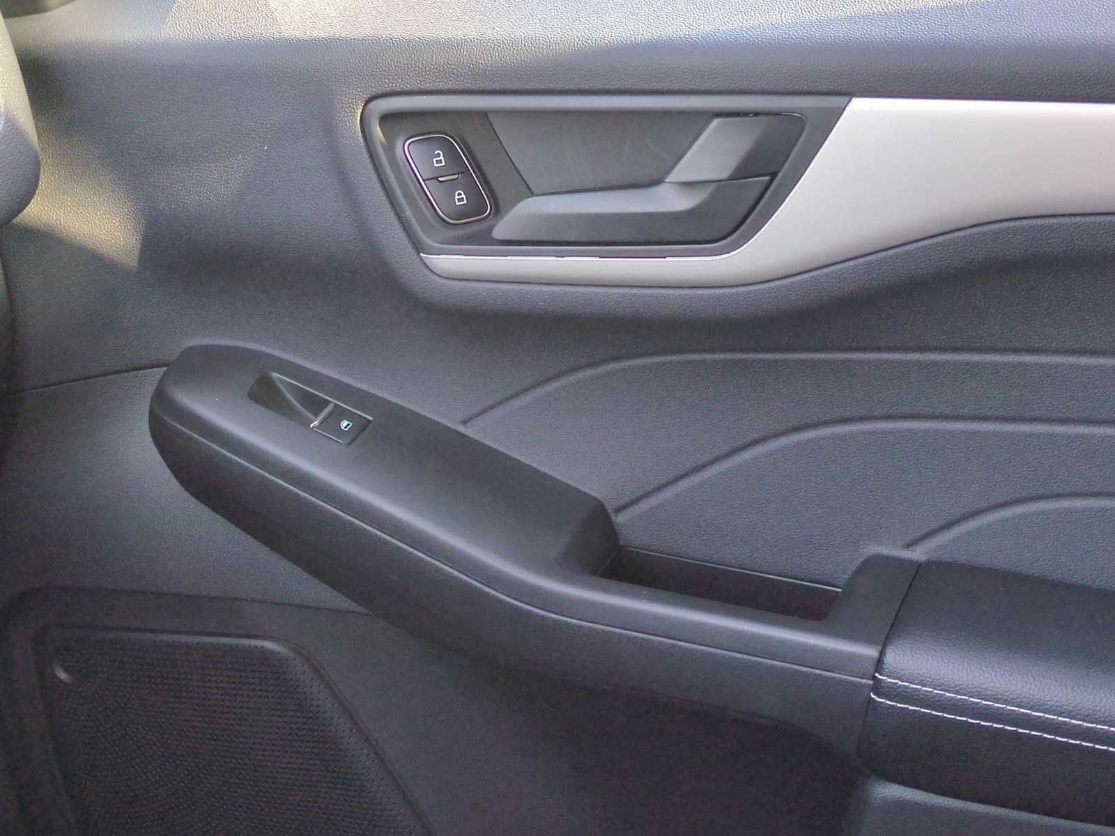 Thumbnail: 2022 Ford Escape - 38