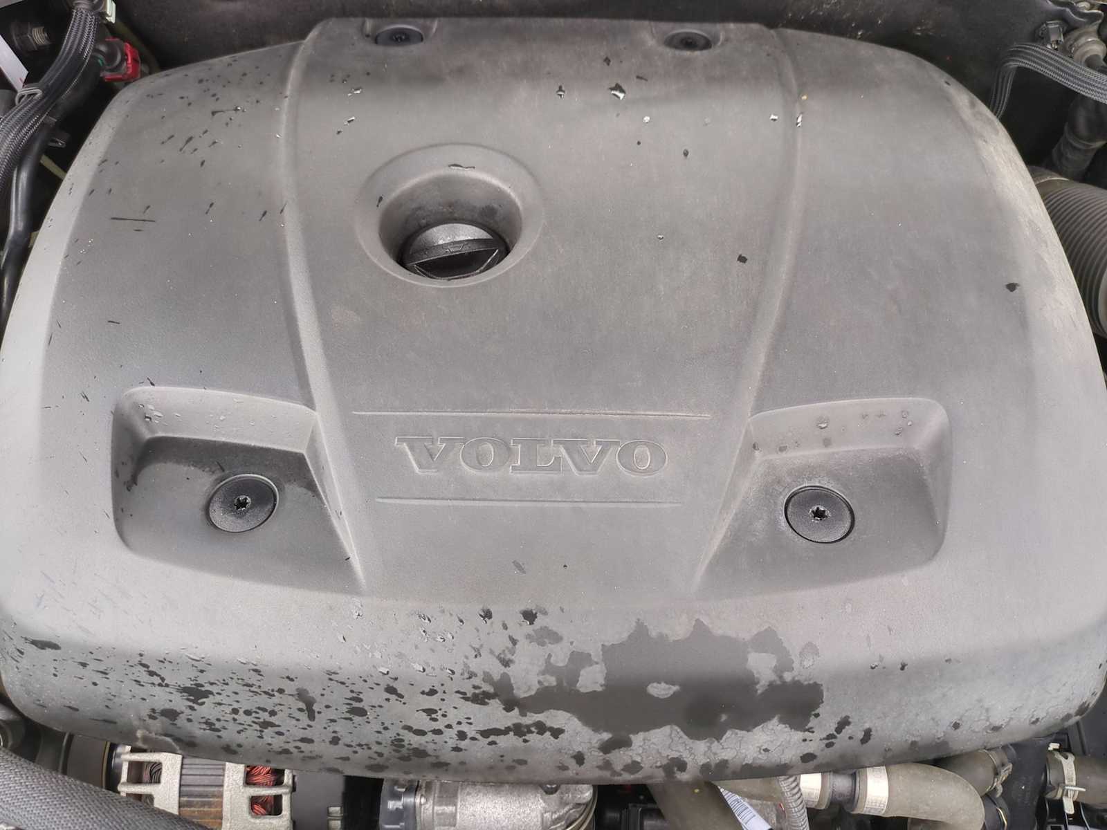 Thumbnail: 2016 Volvo S60 - 14