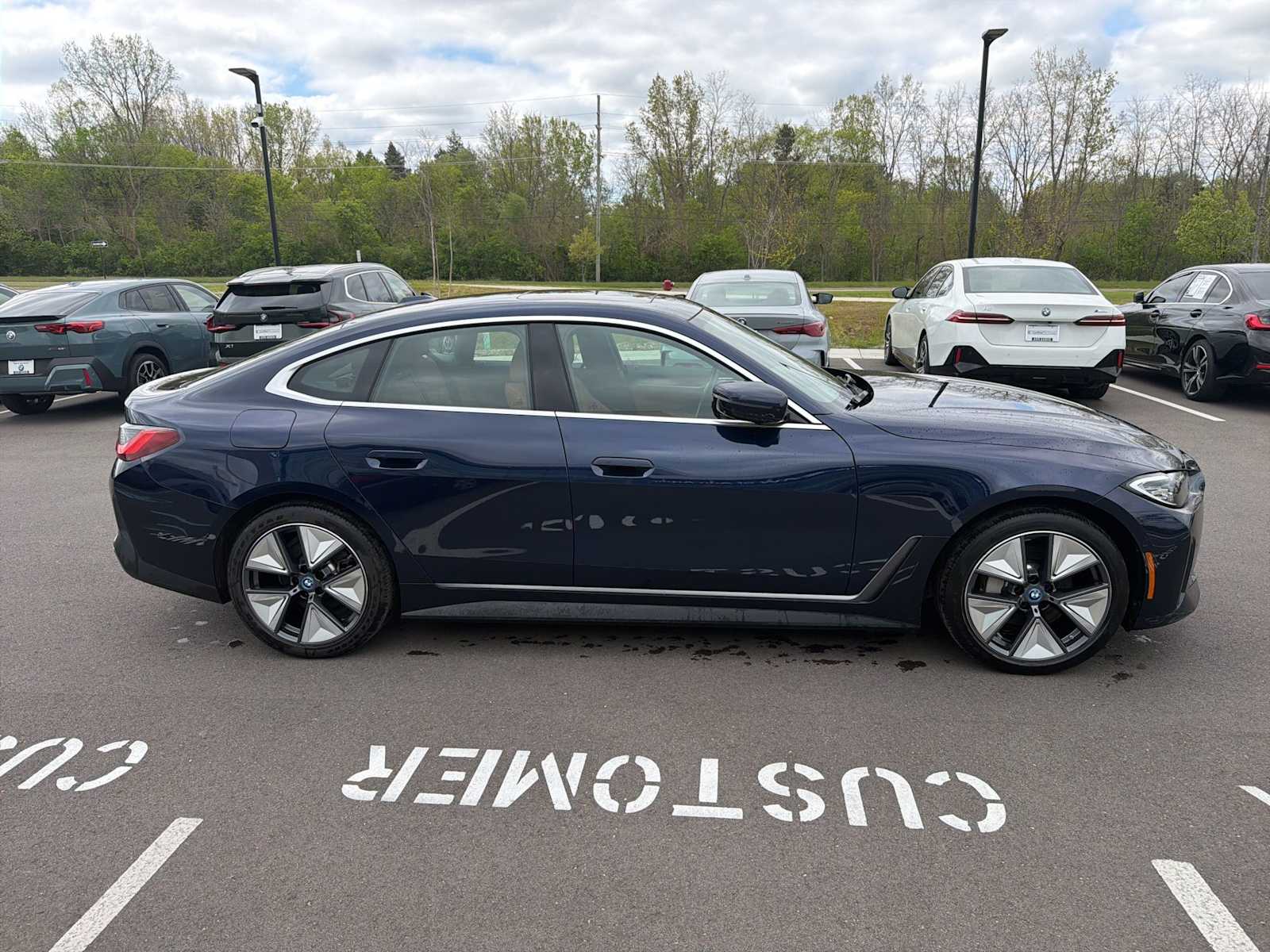 Thumbnail: 2023 BMW i4 - 5
