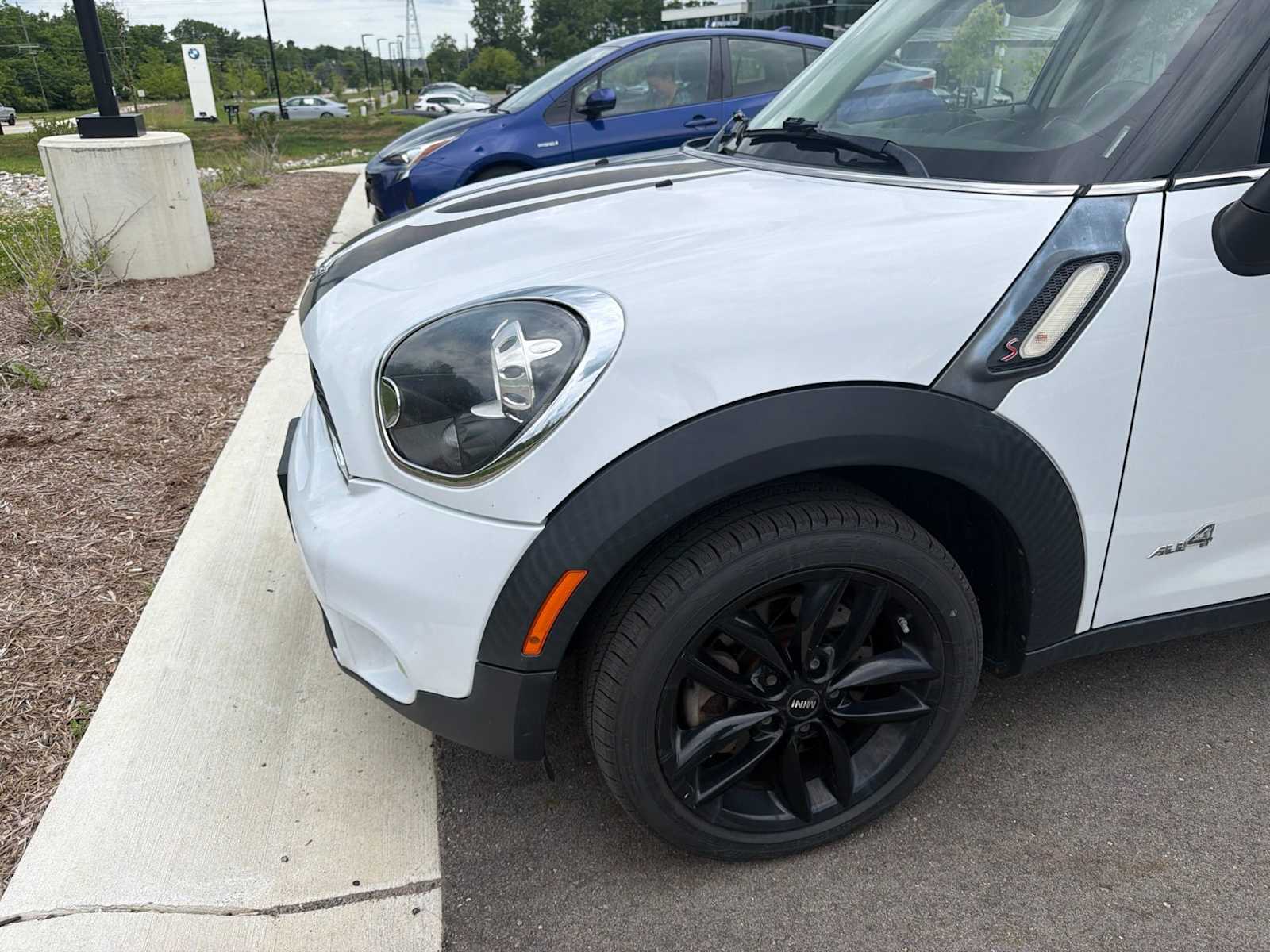 Thumbnail: 2014 MINI Cooper Countryman - 3