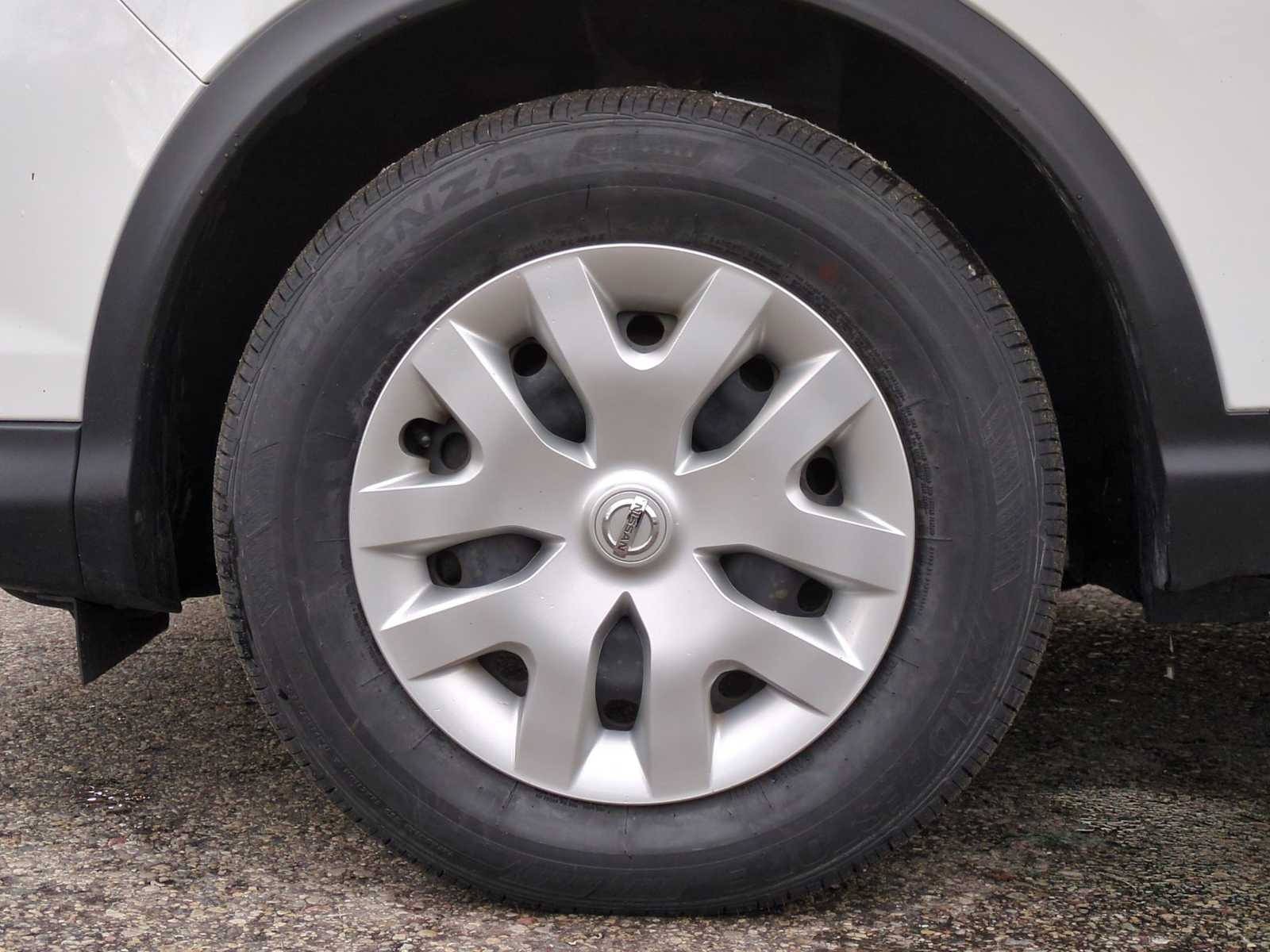 Thumbnail: 2019 Nissan Rogue Sport - 14