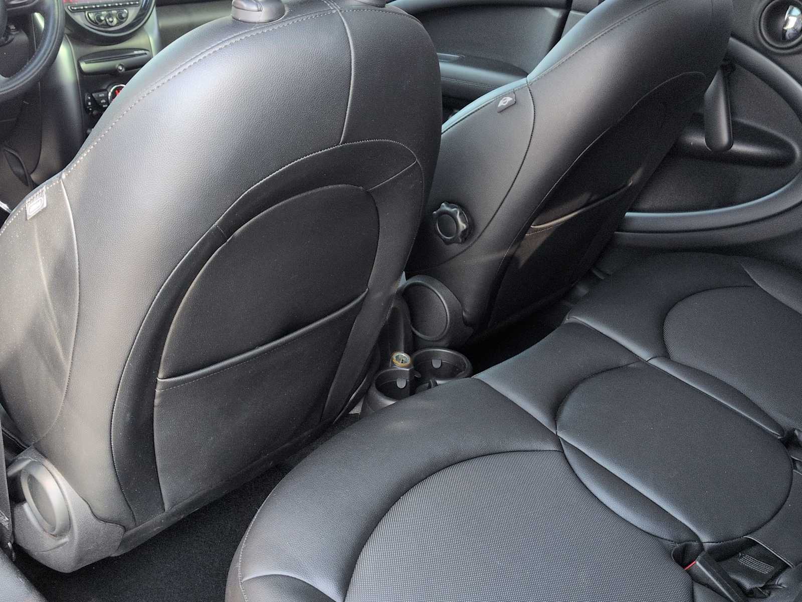 Thumbnail: 2015 MINI Cooper Countryman - 25