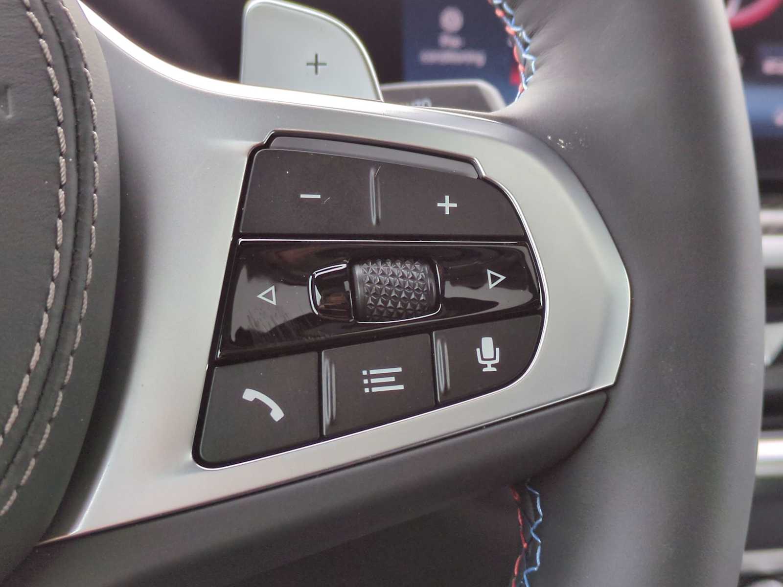 Thumbnail: 2026 BMW X6 - 26