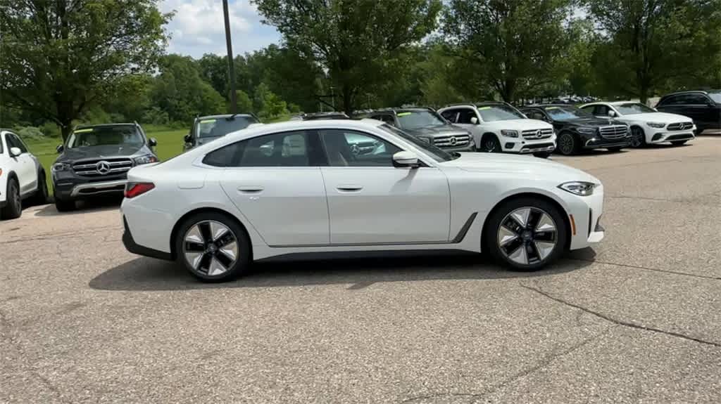 Thumbnail: 2024 BMW i4 - 9