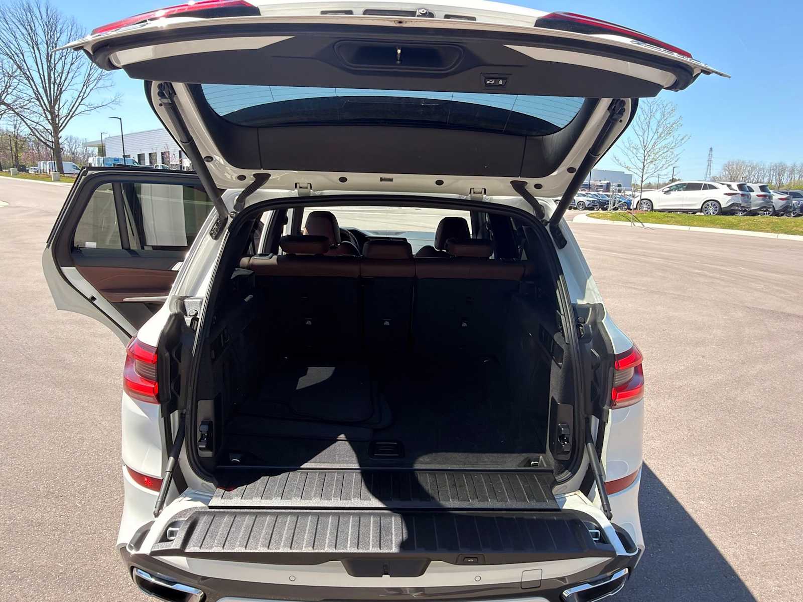 Thumbnail: 2020 BMW X5 - 24