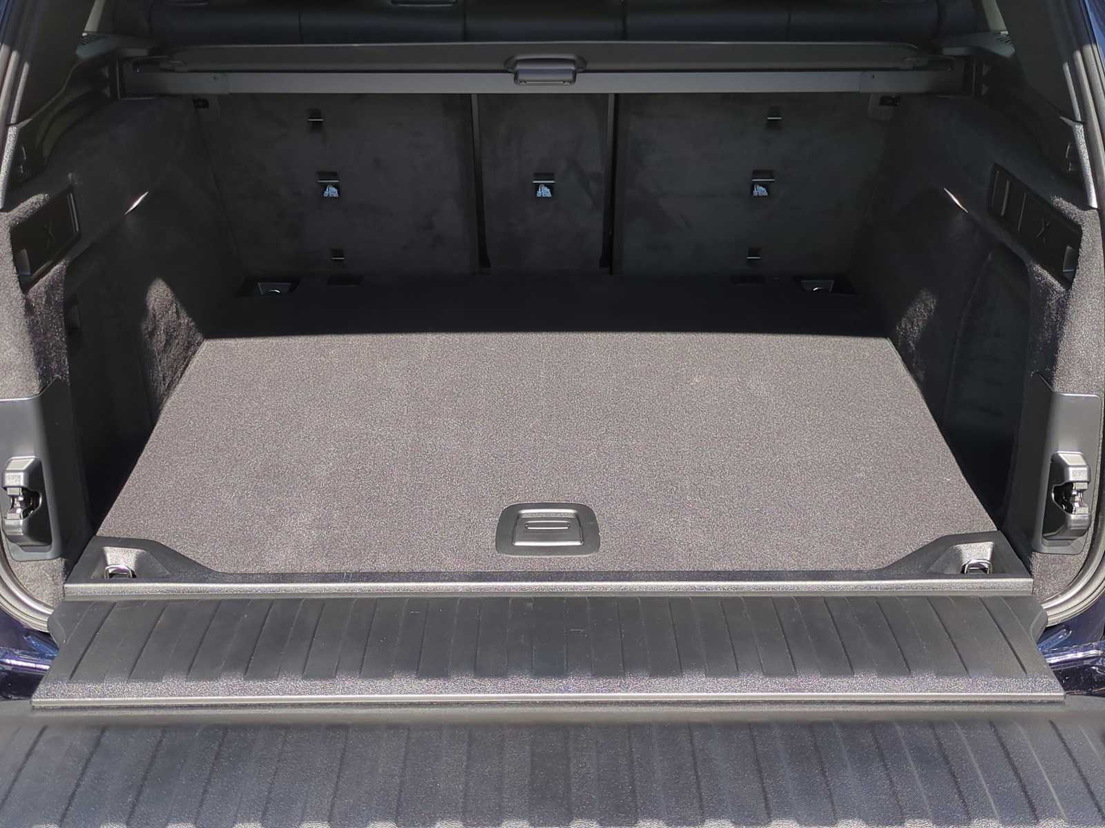 Thumbnail: 2025 BMW X5 - 37