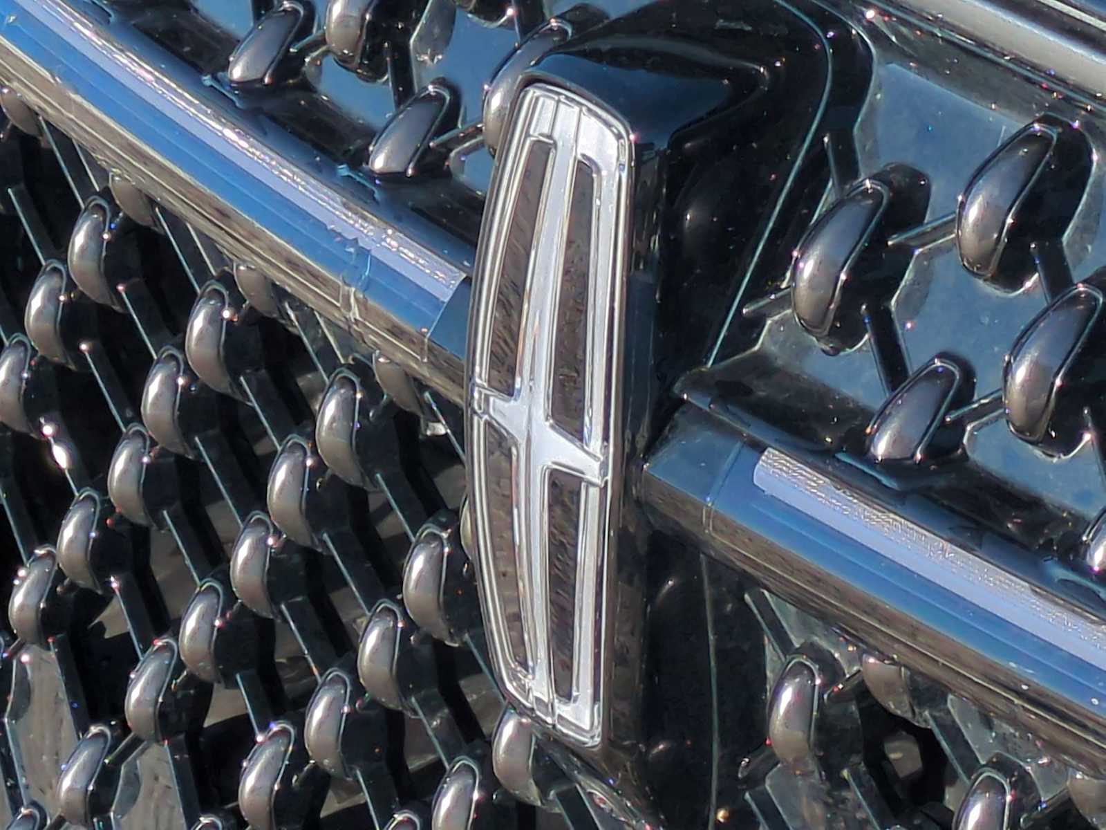 Thumbnail: 2024 Lincoln Nautilus - 19