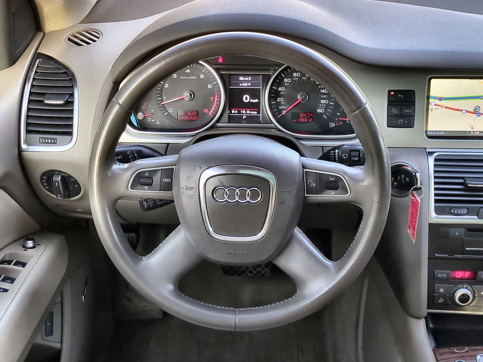 Thumbnail: 2011 Audi Q7 - 24