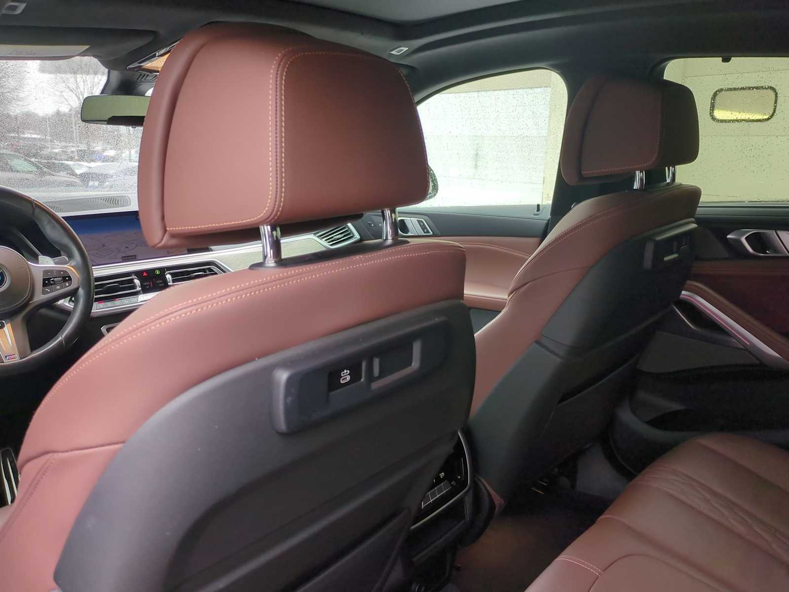 Thumbnail: 2021 BMW X6 - 18