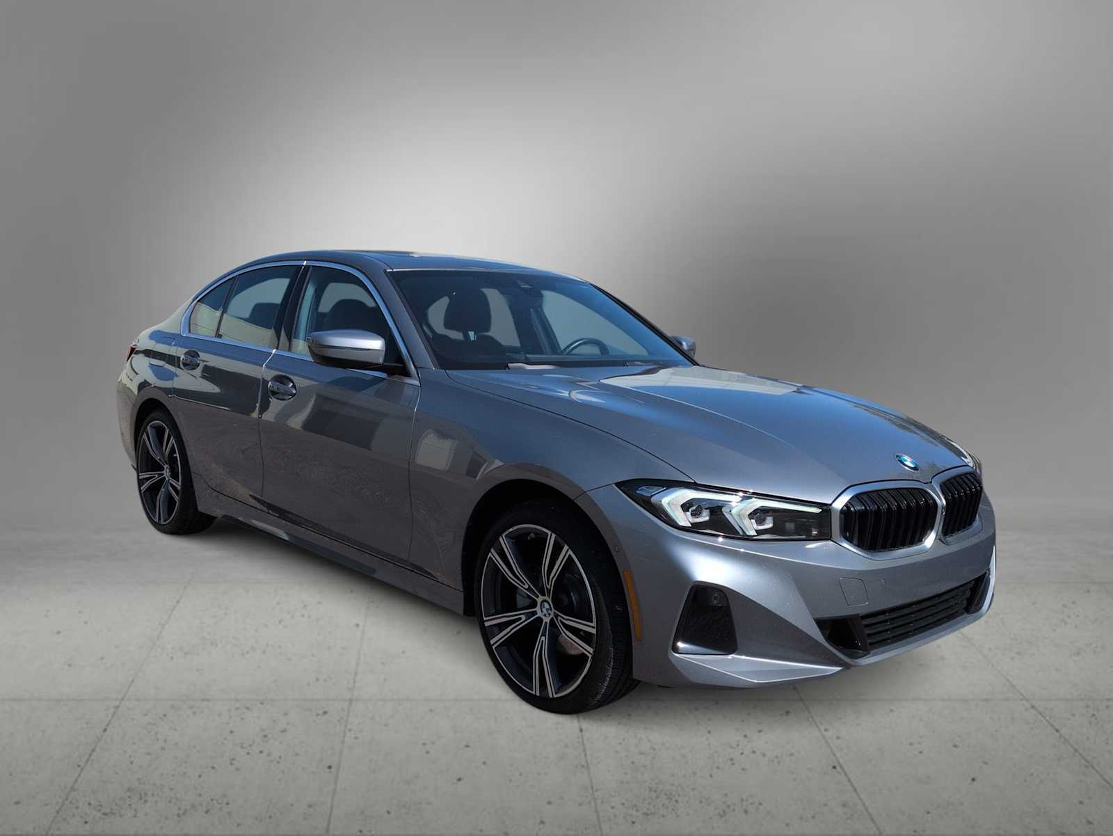 2024 Bmw 330i xDrive photo 2