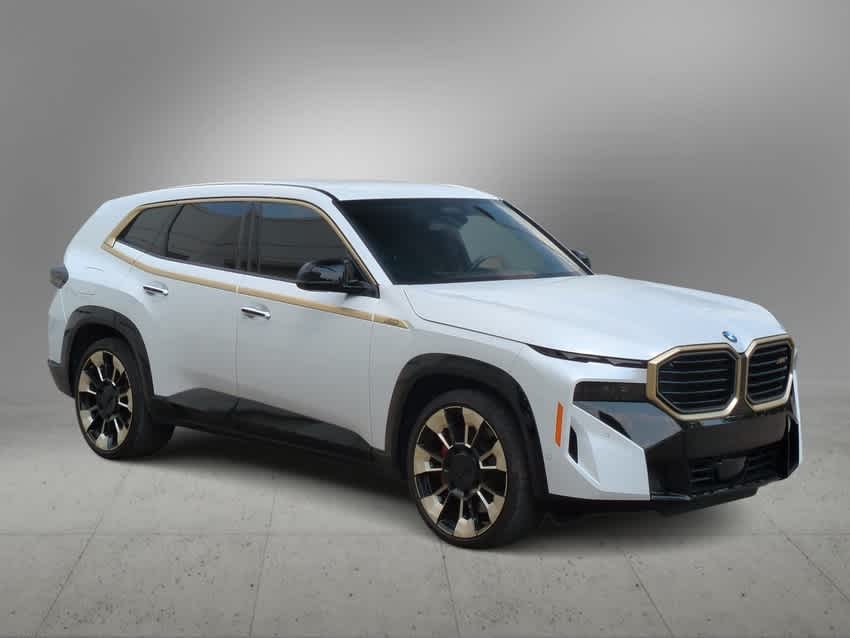 Thumbnail: 2023 BMW XM - 2