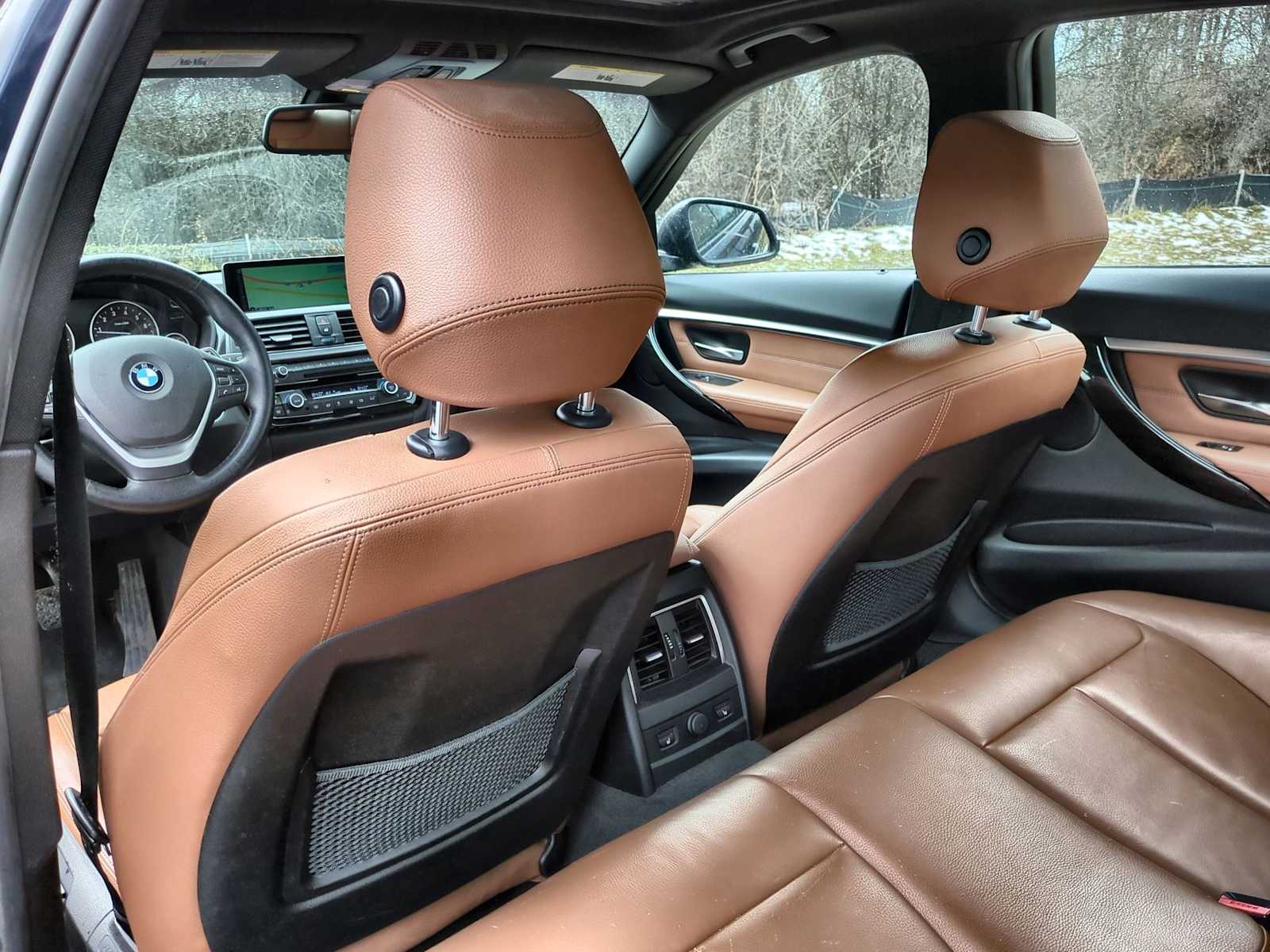 Thumbnail: 2016 BMW 3 Series - 18