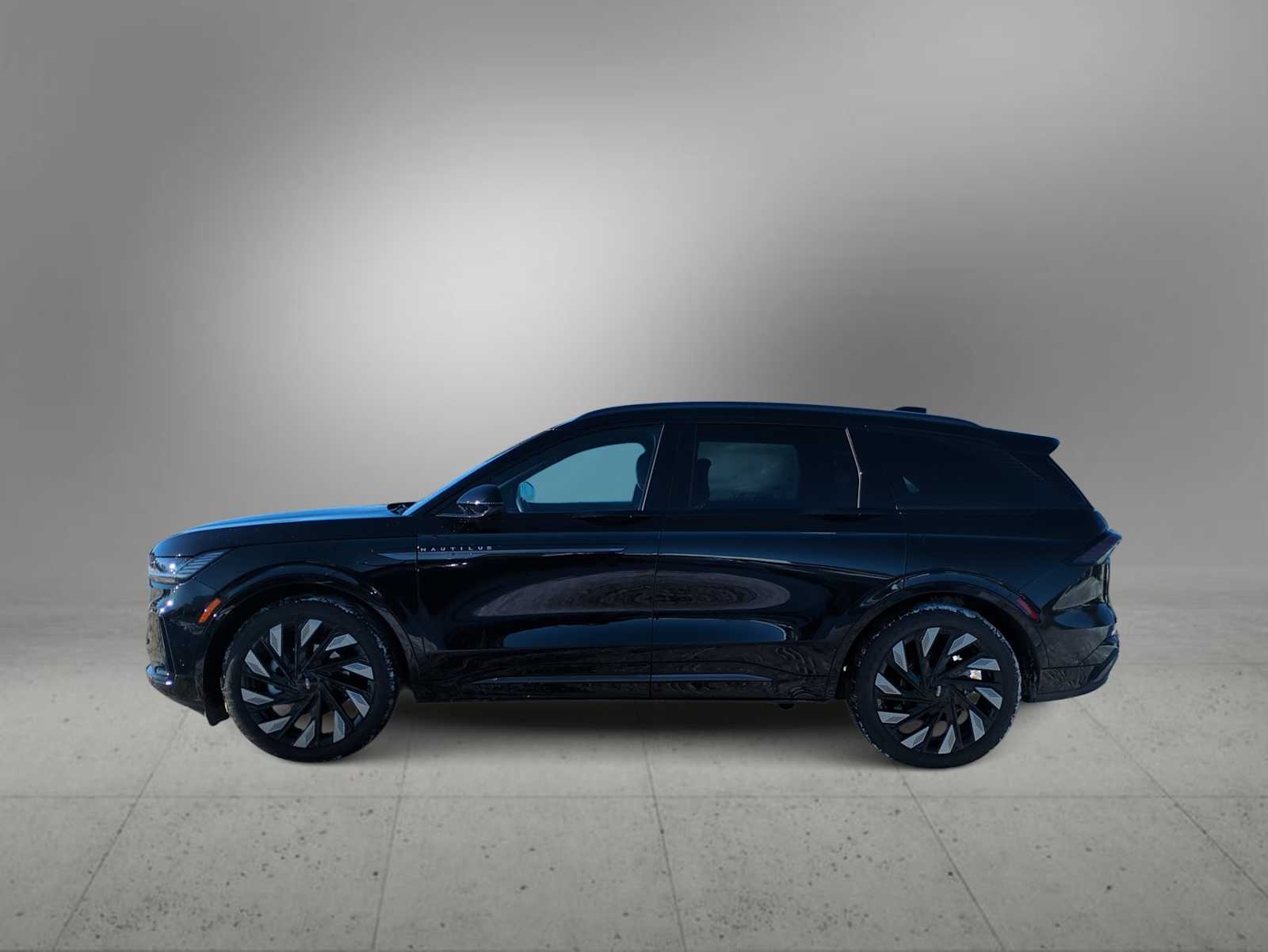 Thumbnail: 2024 Lincoln Nautilus - 5