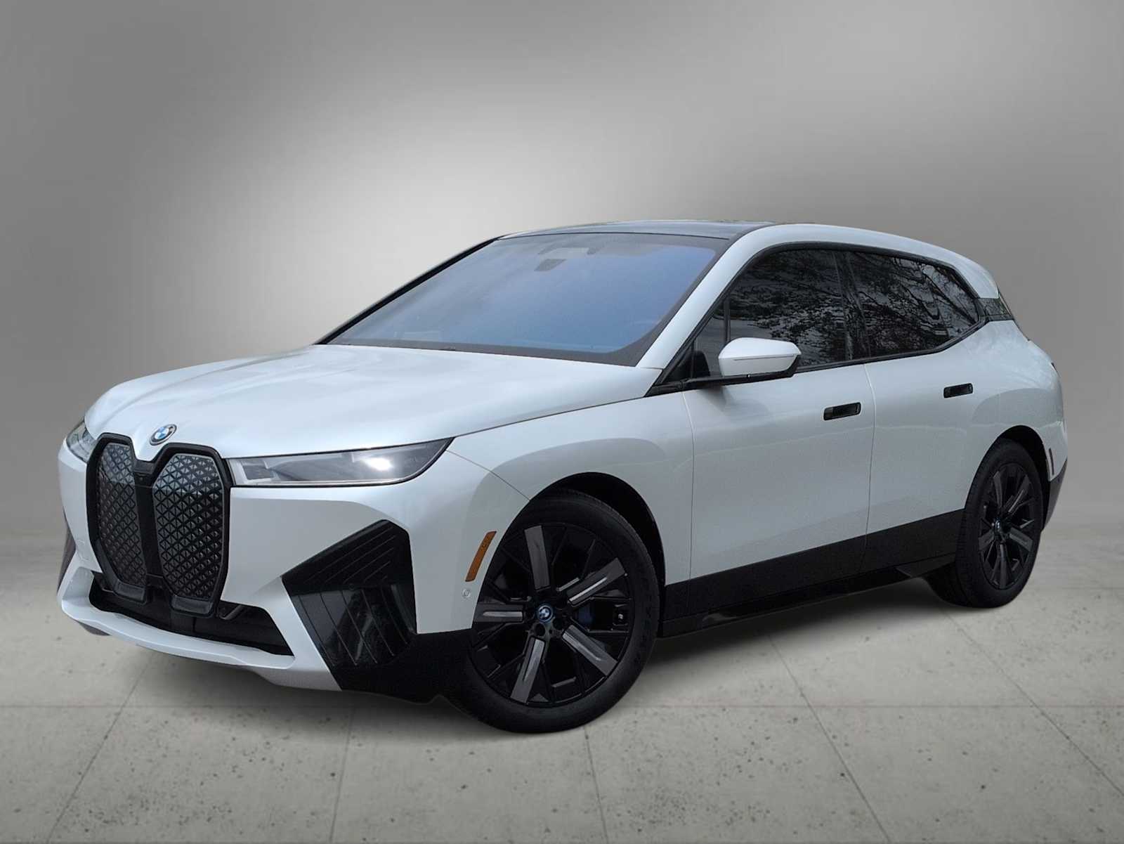 Thumbnail: 2023 BMW iX - 1