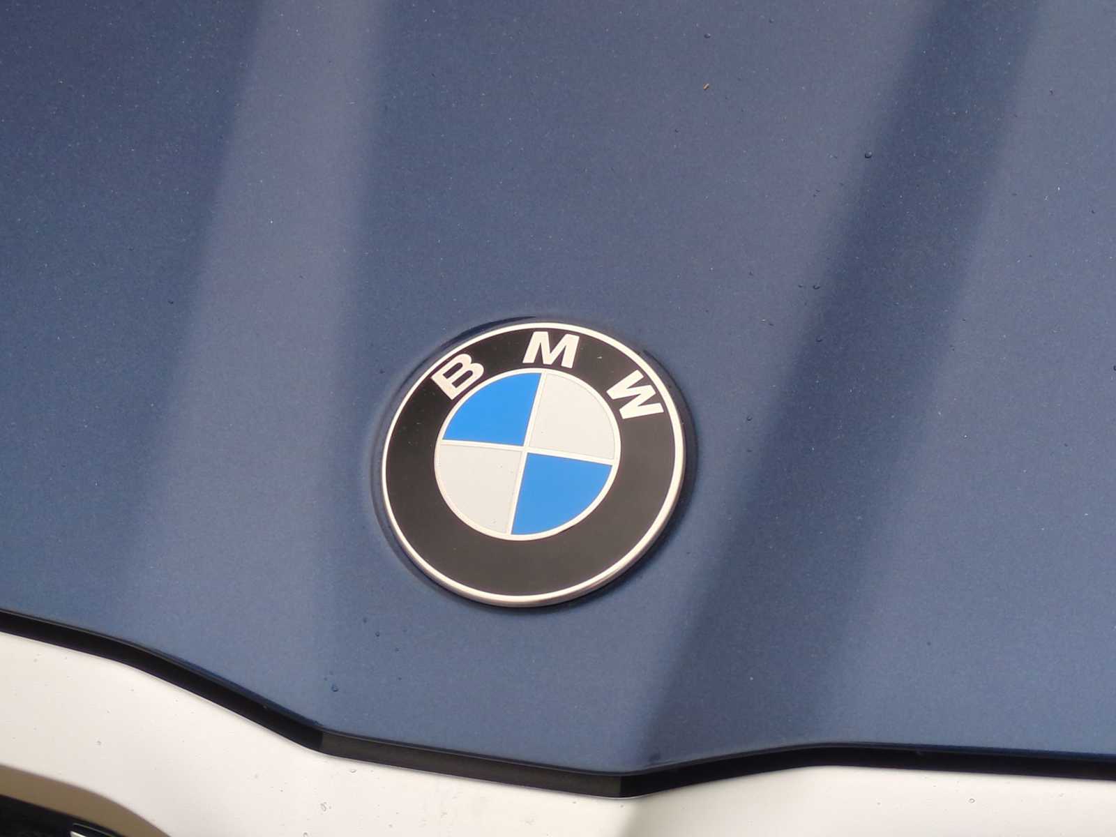 Thumbnail: 2026 BMW 5 Series - 12