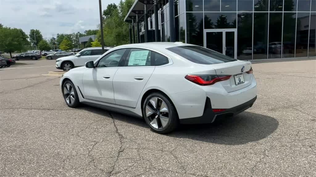 Thumbnail: 2024 BMW i4 - 6