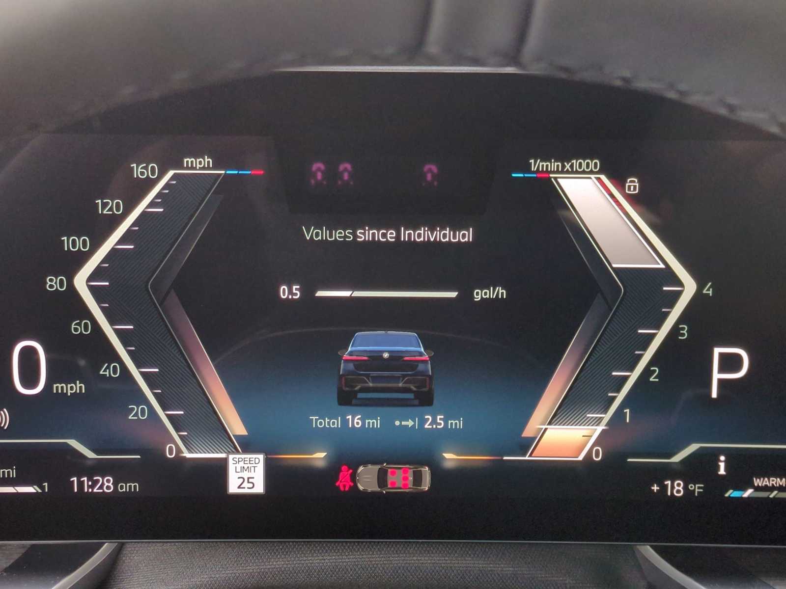 Thumbnail: 2025 BMW 7 Series - 36