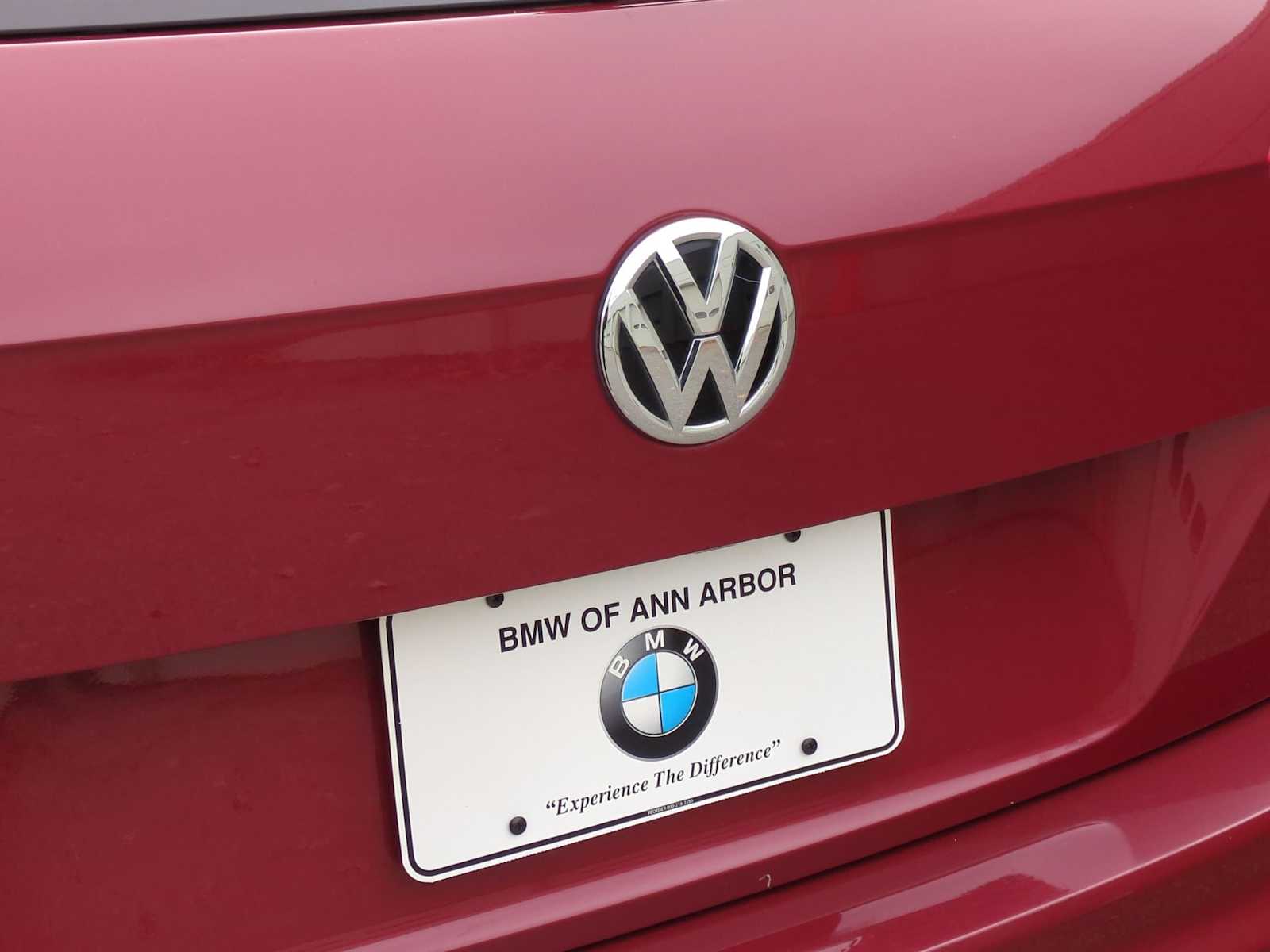 Thumbnail: 2019 Volkswagen Tiguan - 12