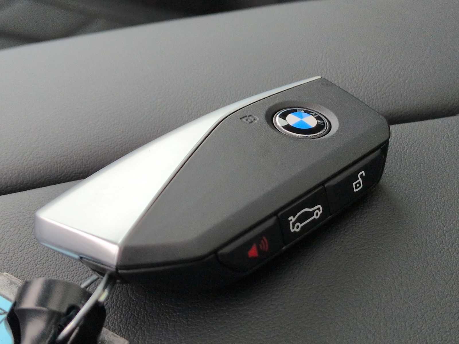 Thumbnail: 2026 BMW X5 - 36