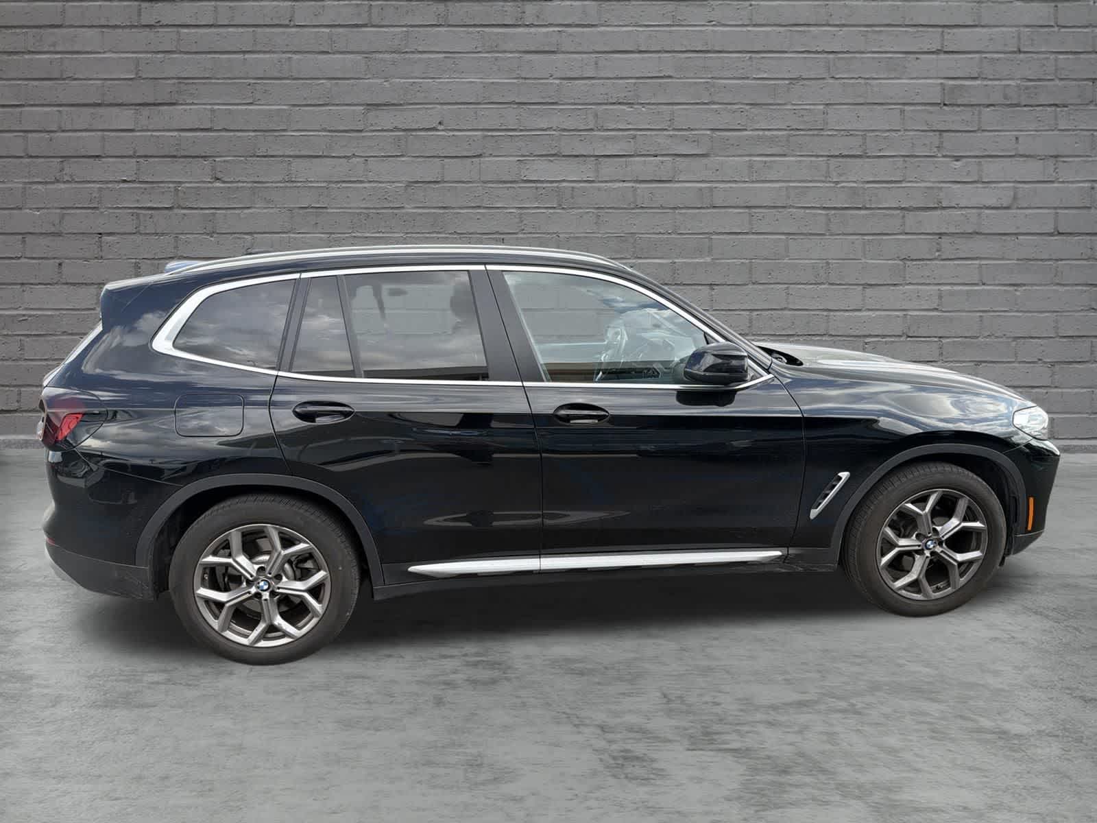 Thumbnail: 2024 BMW X3 - 13