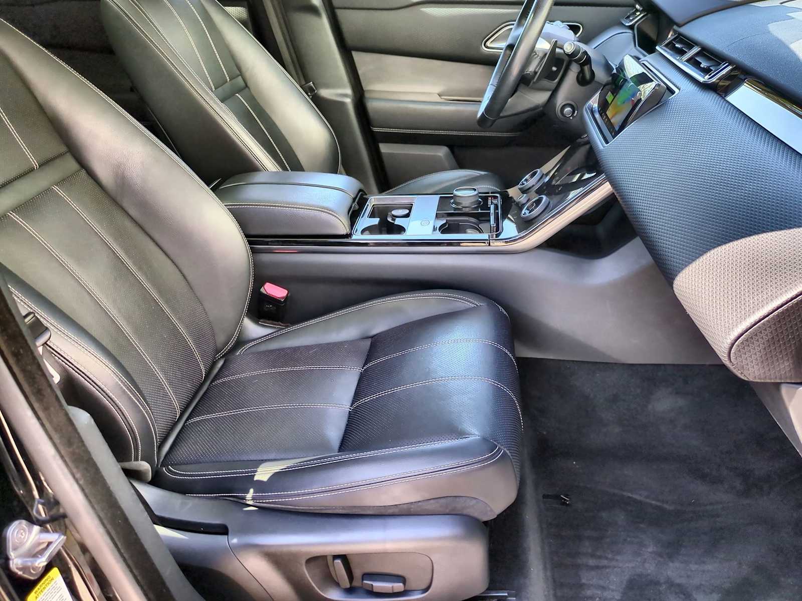Thumbnail: 2018 Land Rover Range Rover Velar - 24