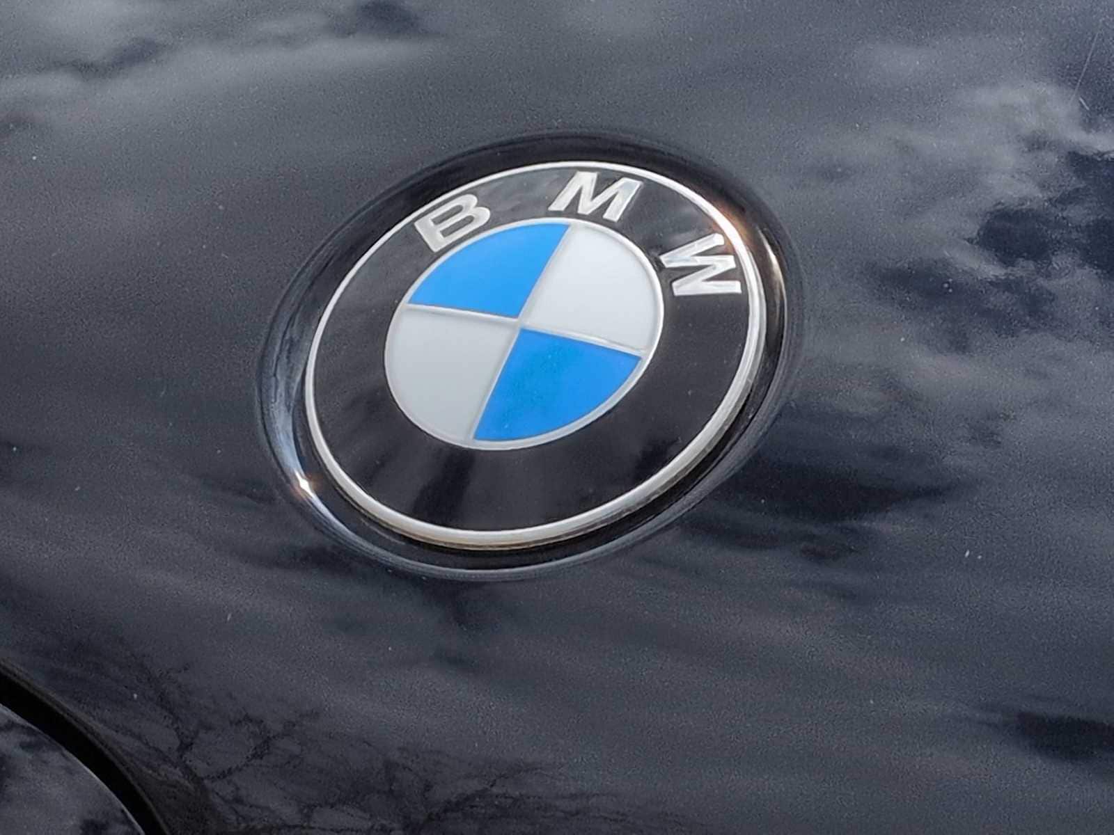Thumbnail: 2022 BMW X5 - 11