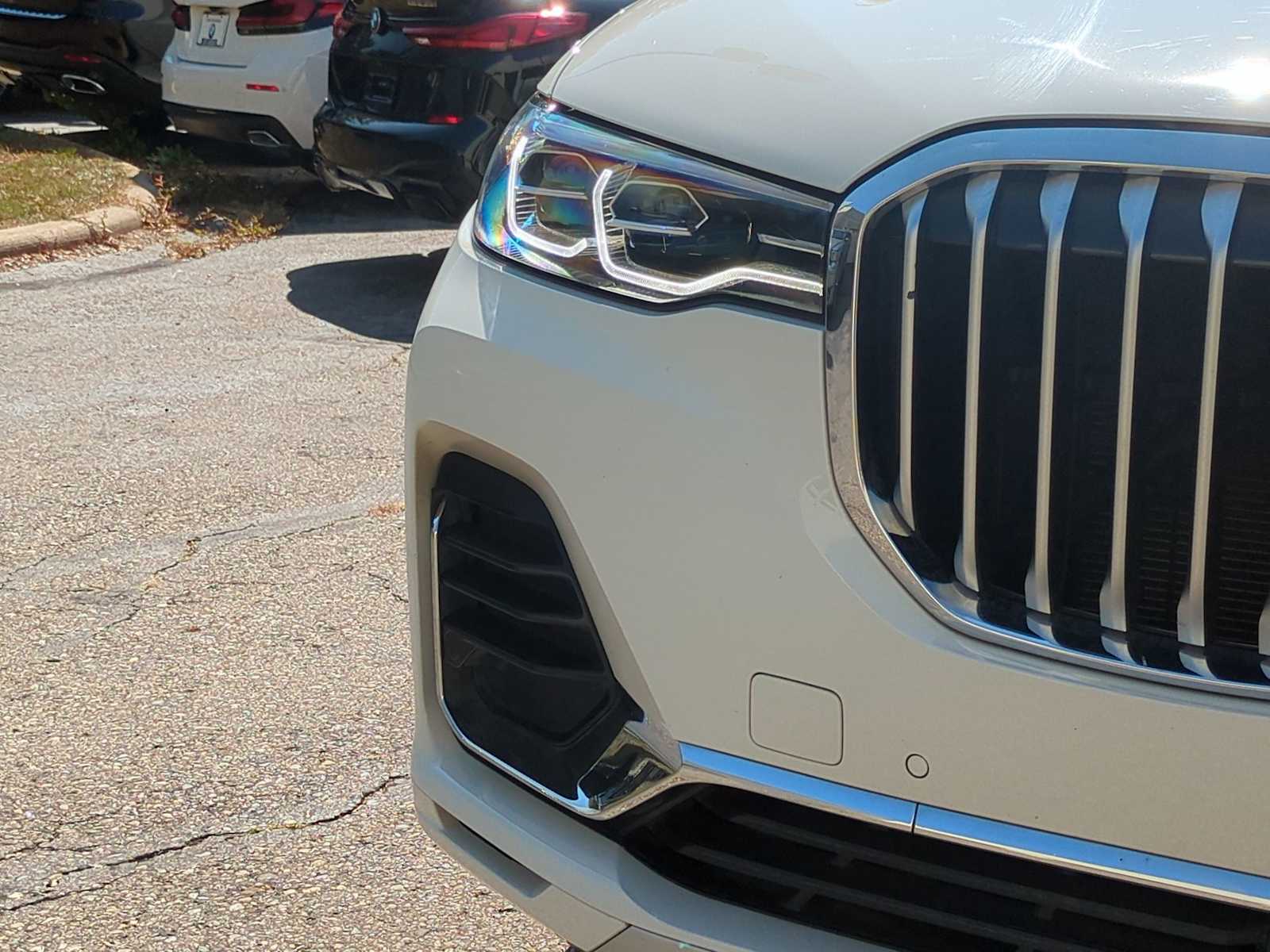 Thumbnail: 2022 BMW X7 - 11